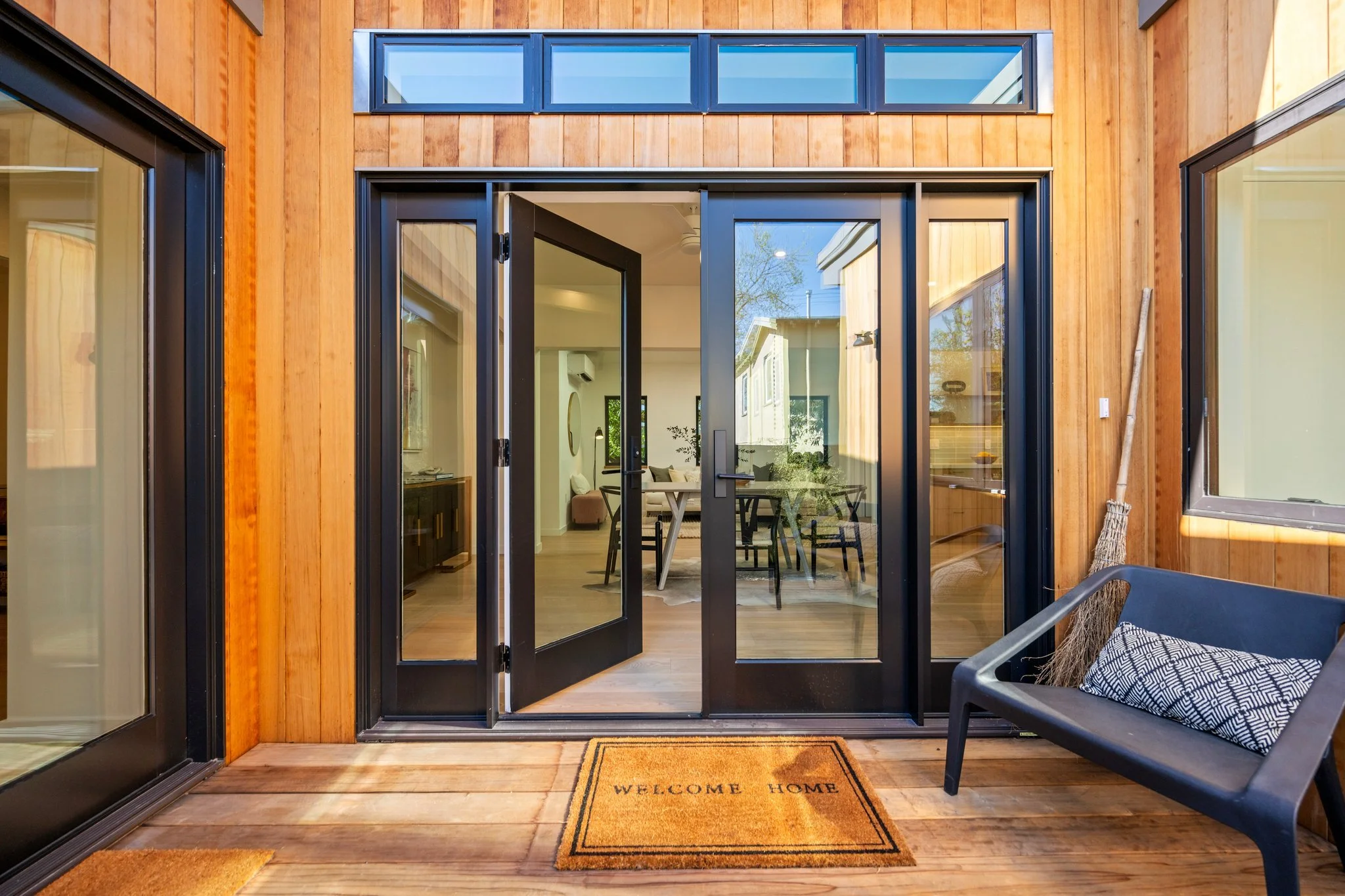 1244 Kains_entry.jpg