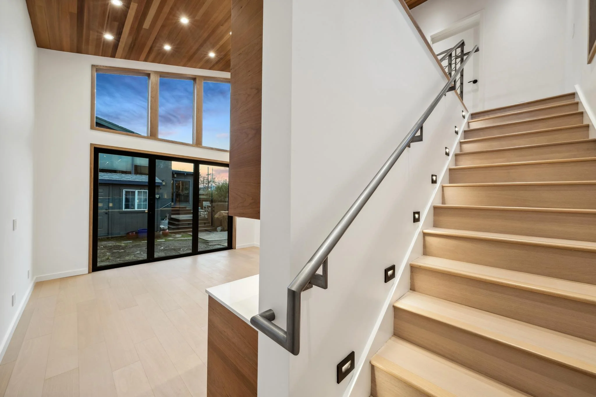 1709-francisco-street.76917.ptw.015.web (1).jpg