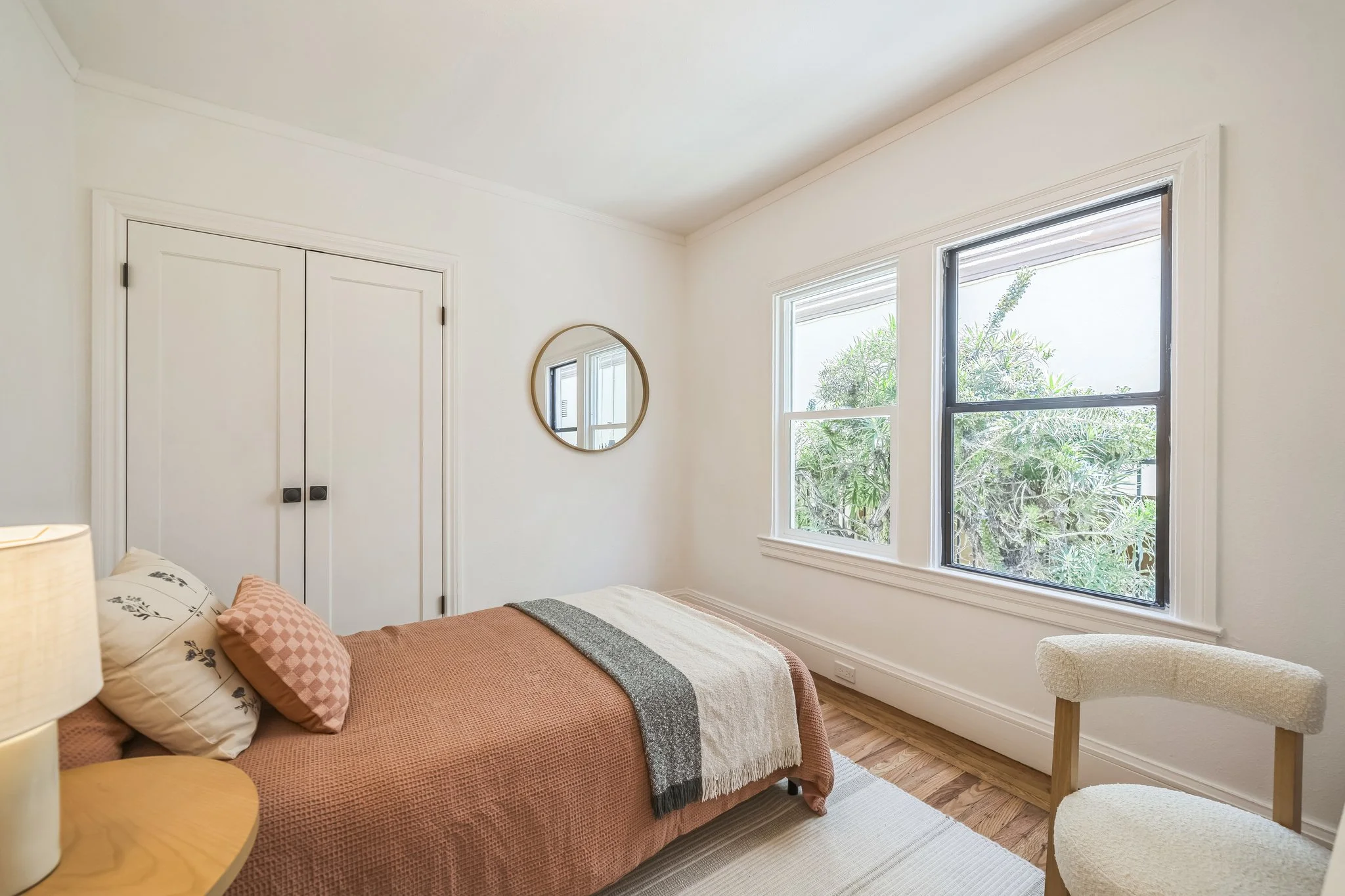 35_1515_Derby_St_Berkeley_CA_94703_USA-Bedroom-DSC00123.jpg