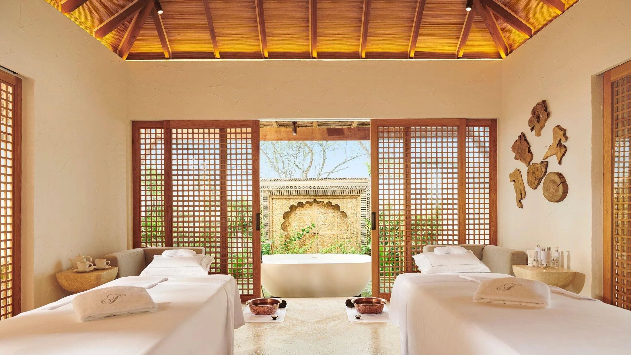 Fairmont-Maldives-2023-Willow-Stream-Spa-002-121338-Hybris.jpg