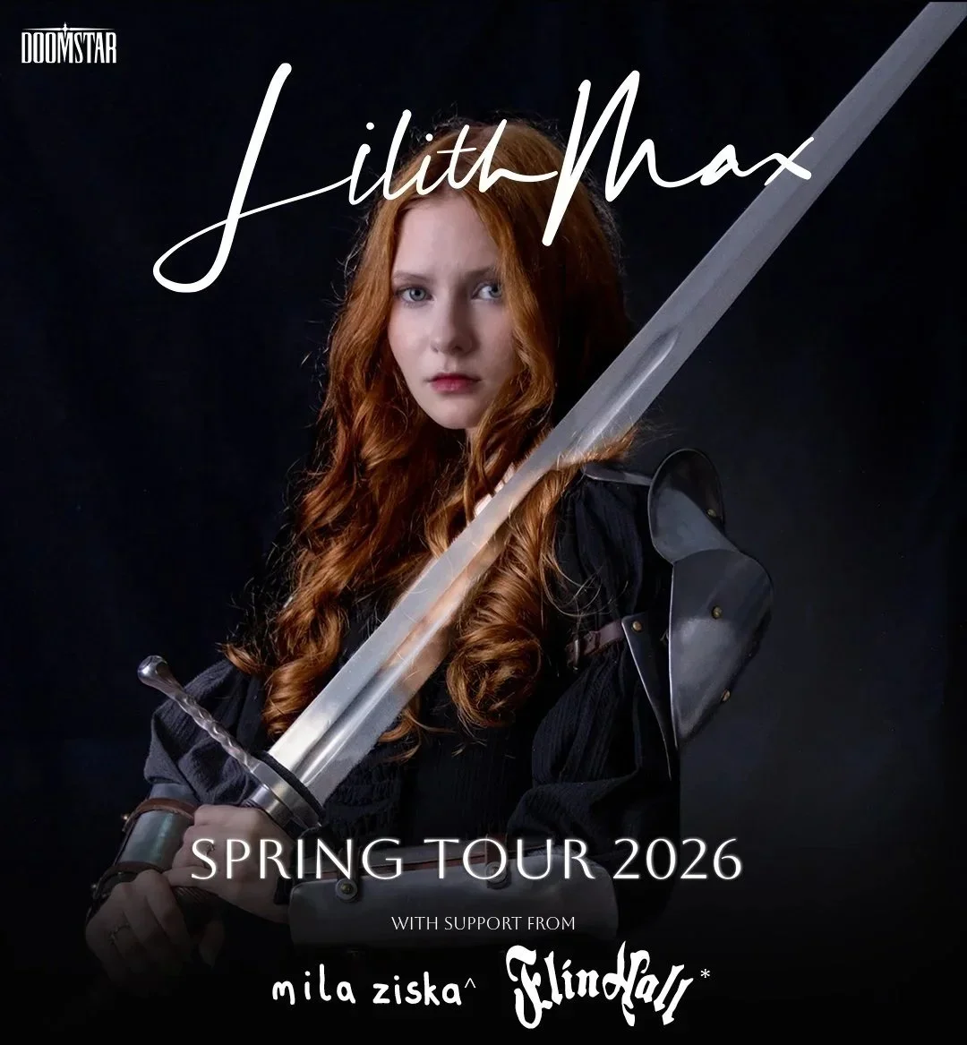 Elín Hall opens for Lillith Max in Munich Germany