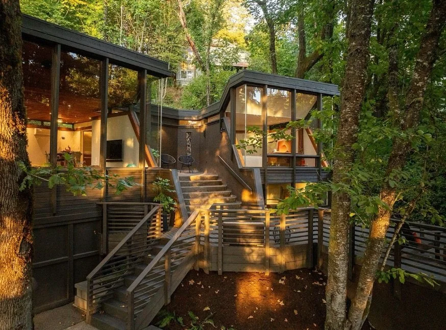 🤤🤩can&rsquo;t get enoughhh. We love an iconic architectural moment, especially a mid-century one! SEE ALL through these floor to ceiling picture windows or step outside to hang on your entertaining deck. The property is beautifully tucked away in t