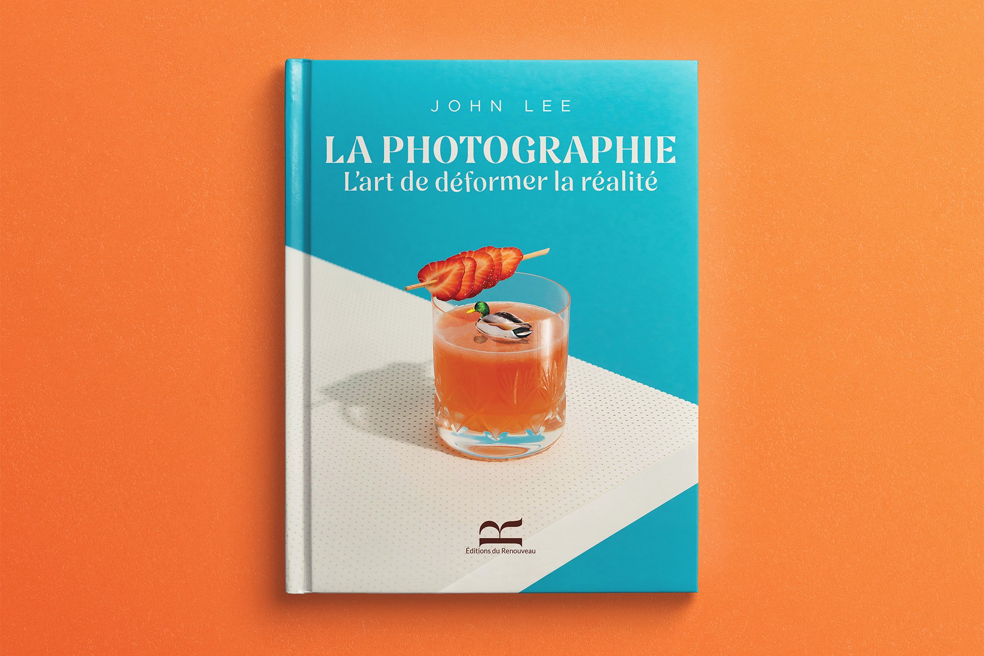 For any project that uses stock images, I like to keep elements that come from different sources to a minimum. This project uses only 2 different images.
The starting point was the picture of the glass and, since the title of the book is all about d