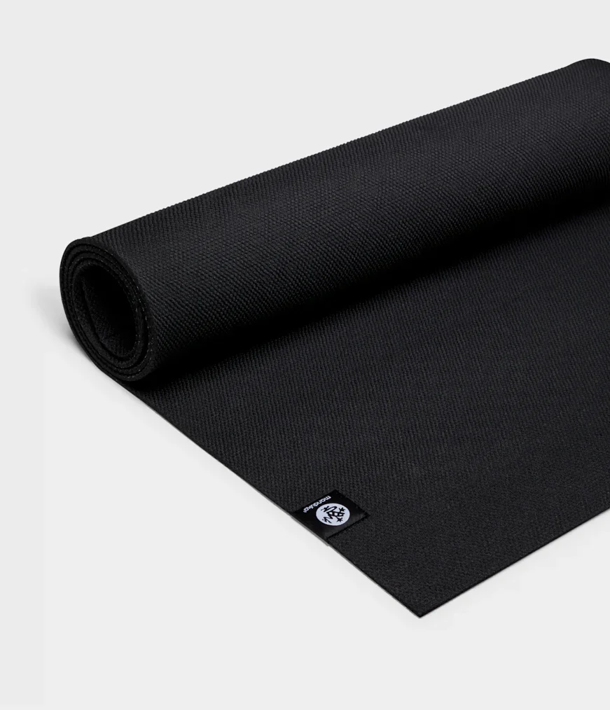 1A1011010-Mats-MANDUKA-X-5MM-BLACK-02.webp