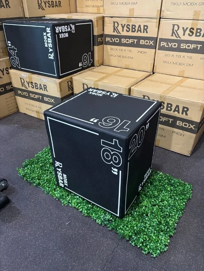 MoBox 20 - 18 - 16.JPG