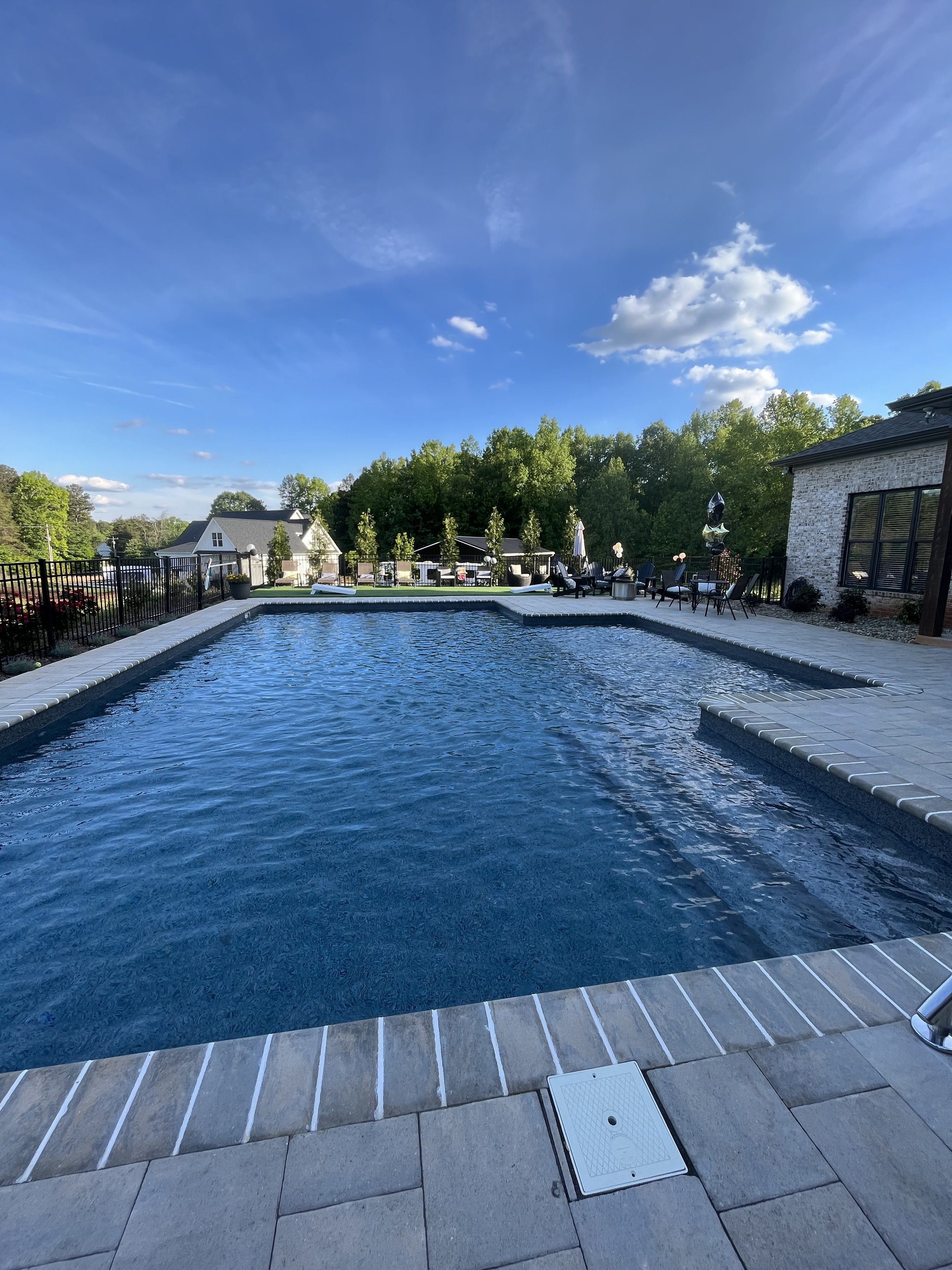 20' x 40' Signature Pool (Stardust Gray Liner)