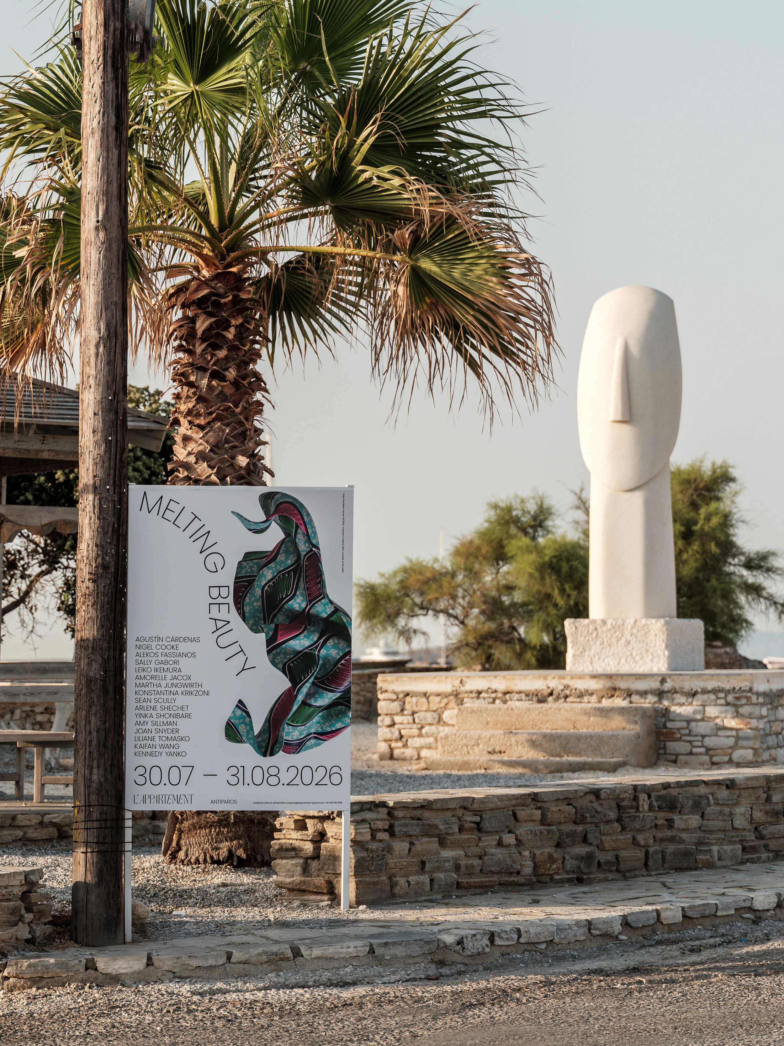 Melting Beauty banner at Antiparos port.
Photo: Georgios Sfakianakis.