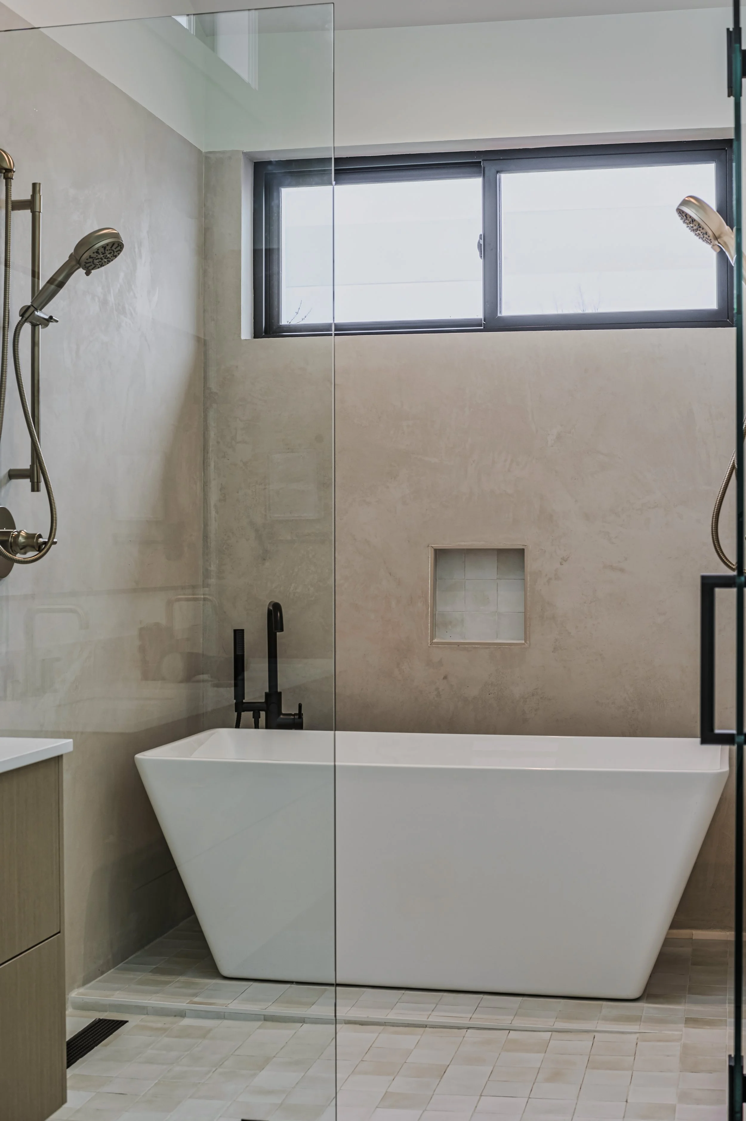 Primary Bath-5 copy.jpg