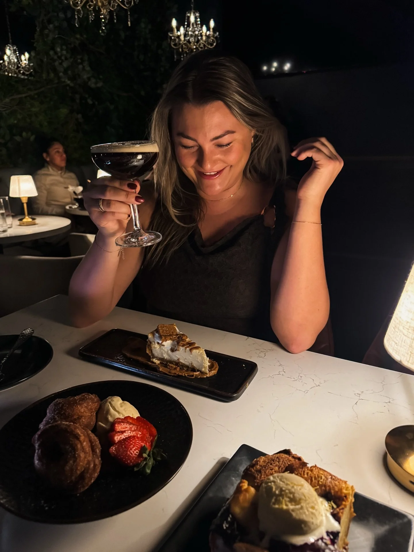 week six
✨🍫🍳💕💇🏼&zwj;♀️👨&zwj;❤️&zwj;💋&zwj;👨🐶