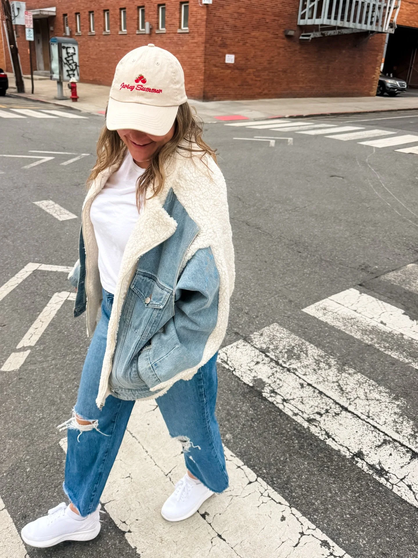 week eleven
🍅🌈🐾☕️👩&zwj;🍳👙🍪🏺
something so so so good is coming i know it