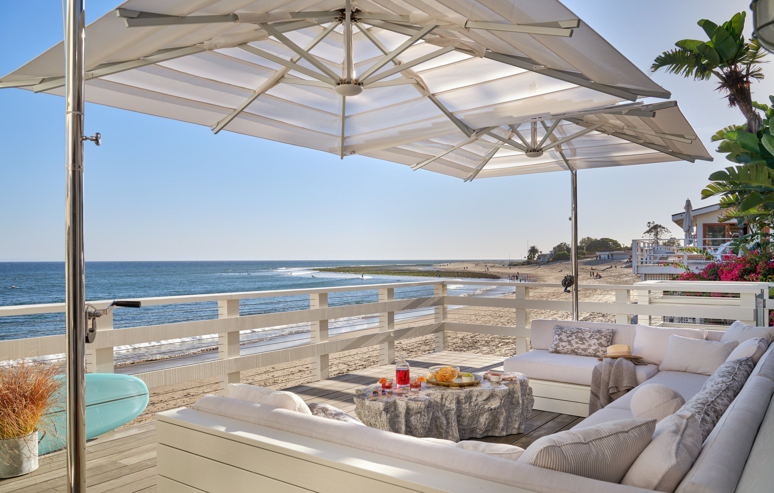 Tondro_FreehandStudio_Malibu_DeckToWaves.jpg