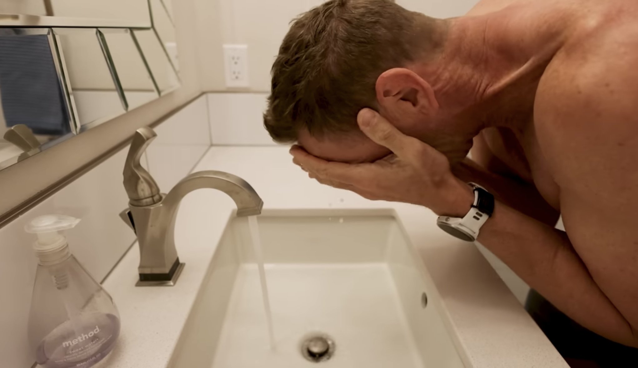 Rise and Shine: Practical Tips for Waking Up Early
