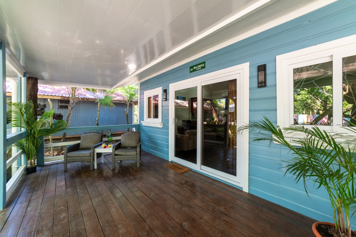 7 porch.JPG
