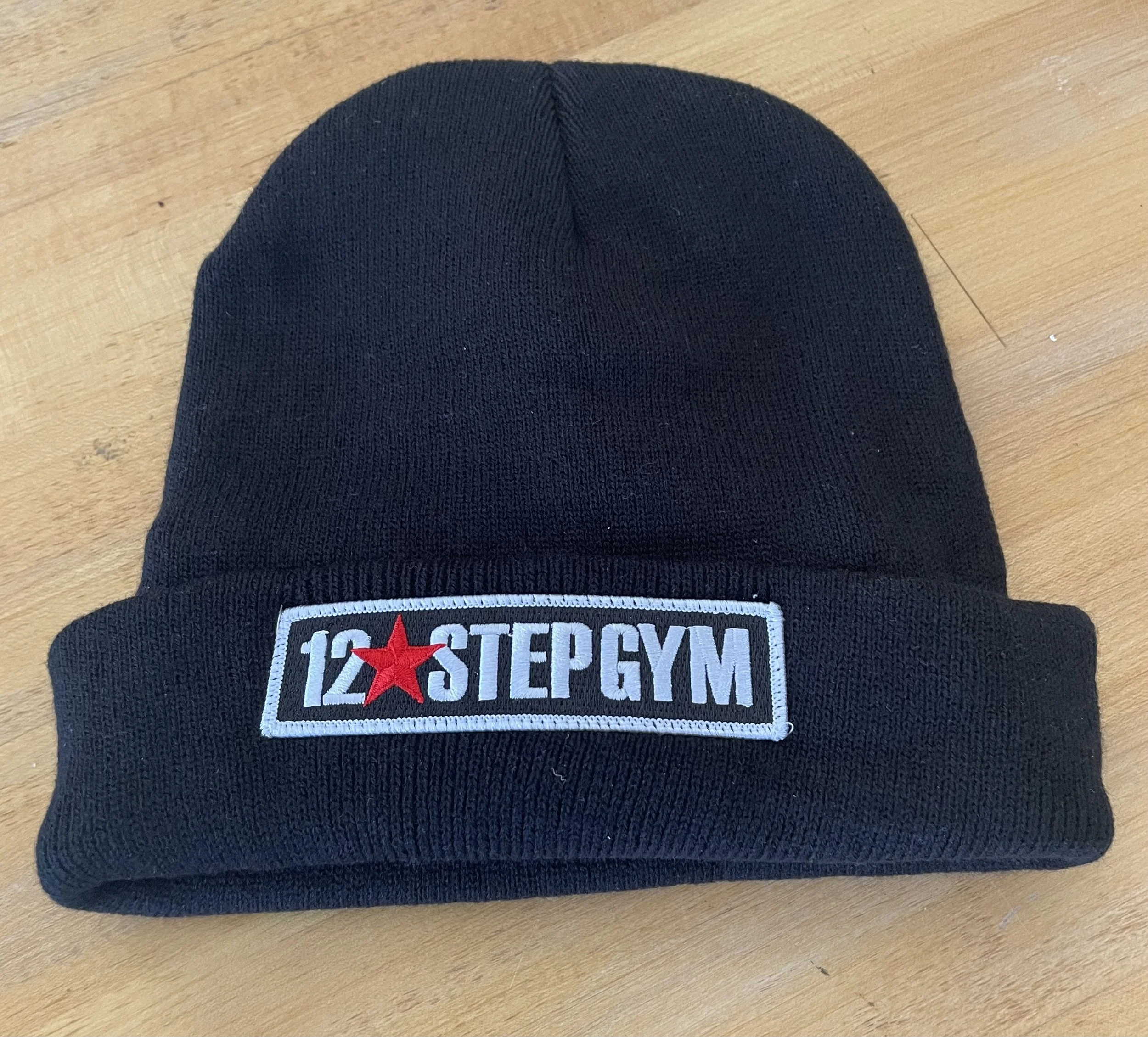 REGULAR OLD STOCKING CAP.