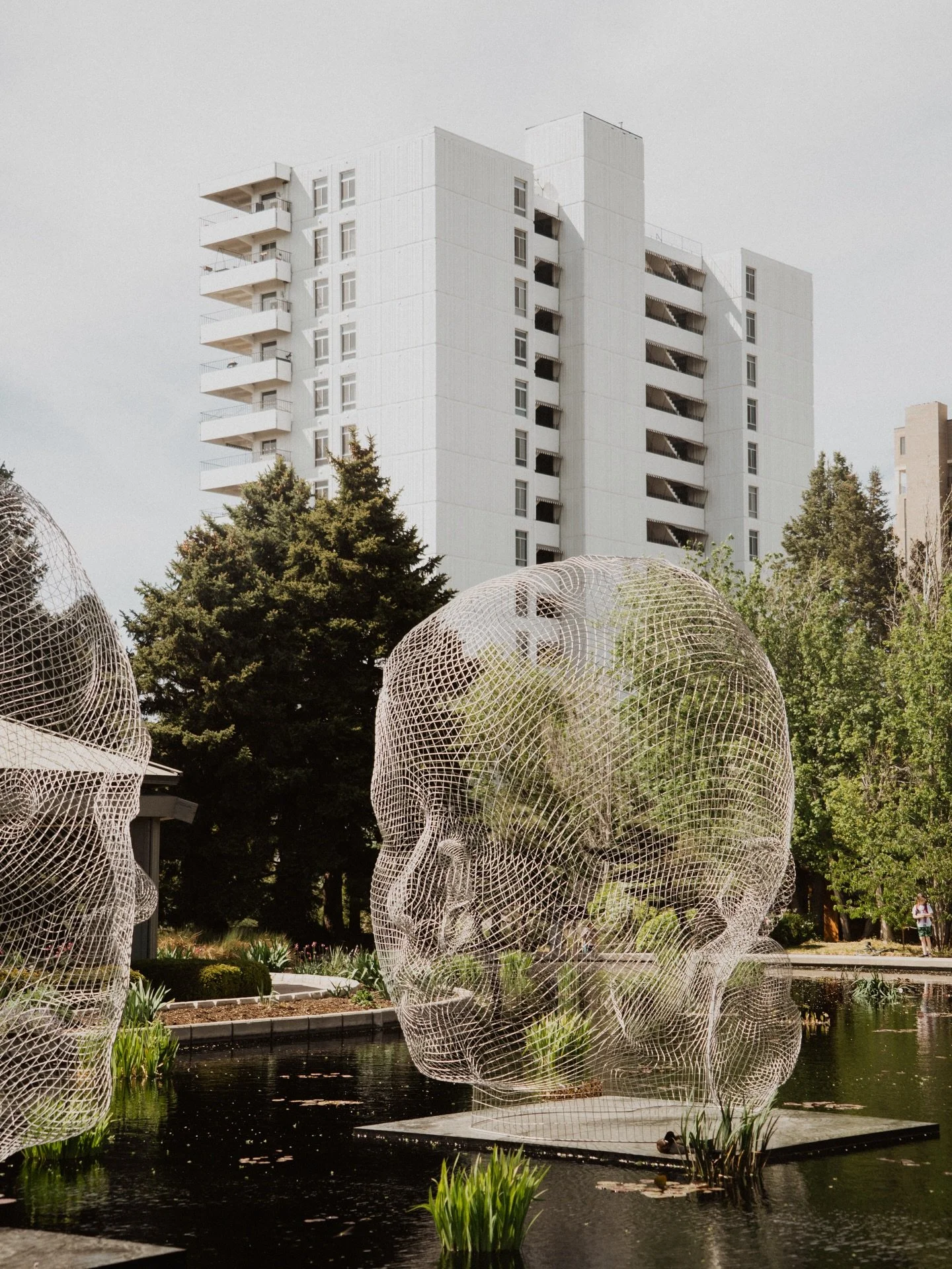 @denverbotanic newest art installation 👤 if you&rsquo;ve never been to the gardens, let&rsquo;s change that ASAP. the calmness and serenity that are felt here make you forget you&rsquo;re in the city 🌱