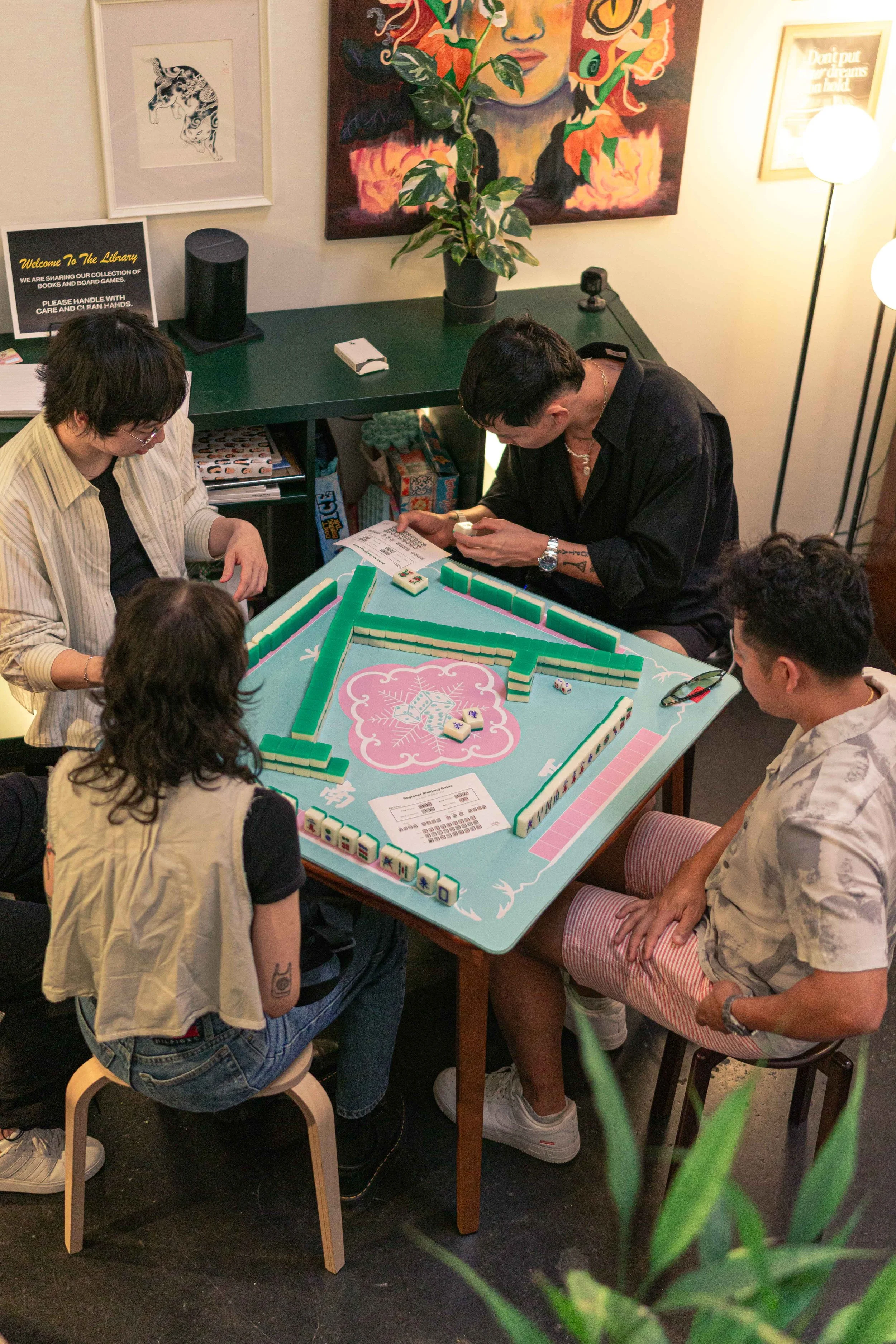 Mahjong Parlor 214 : Tea & Tiles