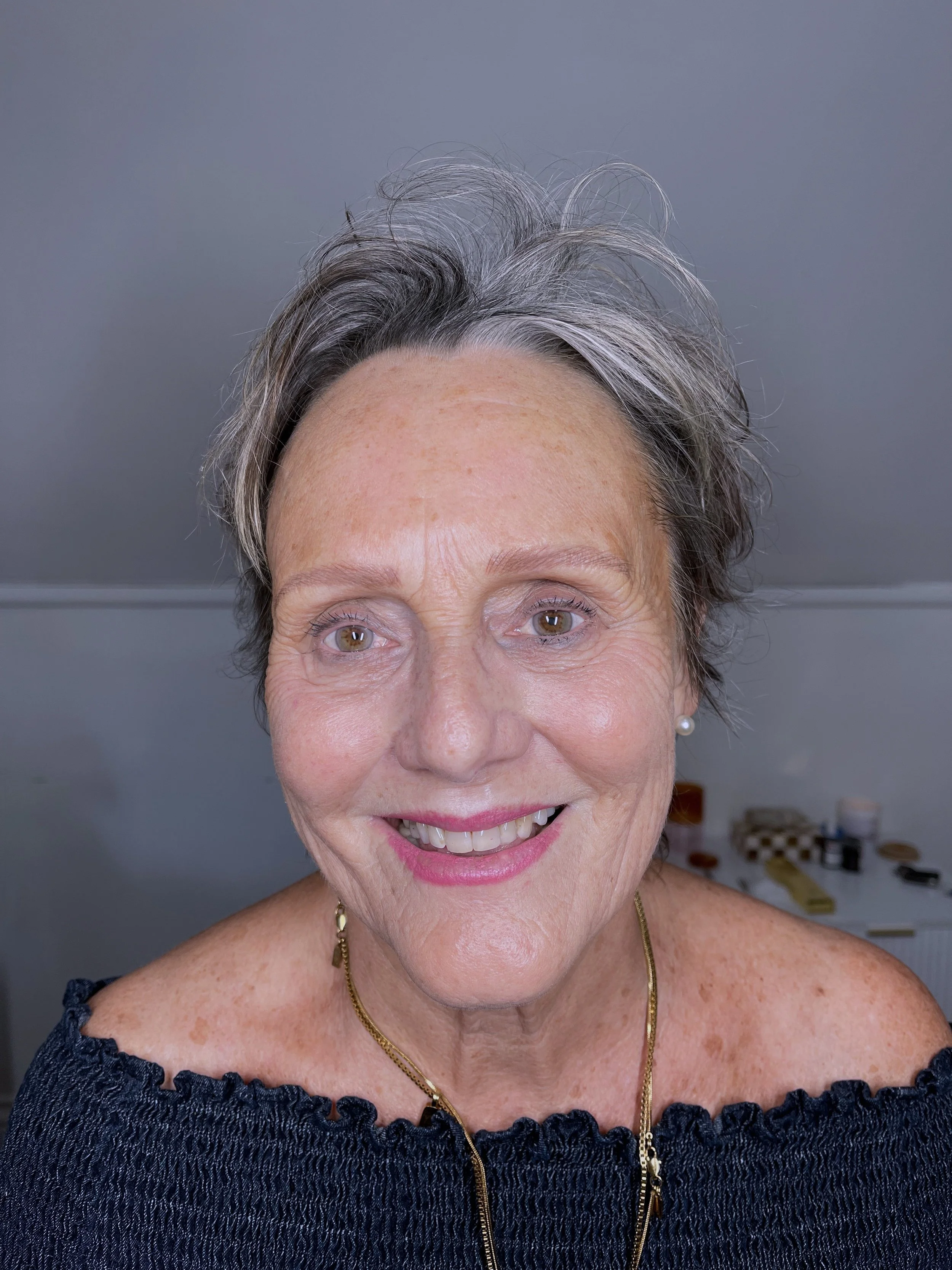 Picture of mature woman after having eyebrows microbladed, microblading, cosmetic tattoo, eyebrow tattoo