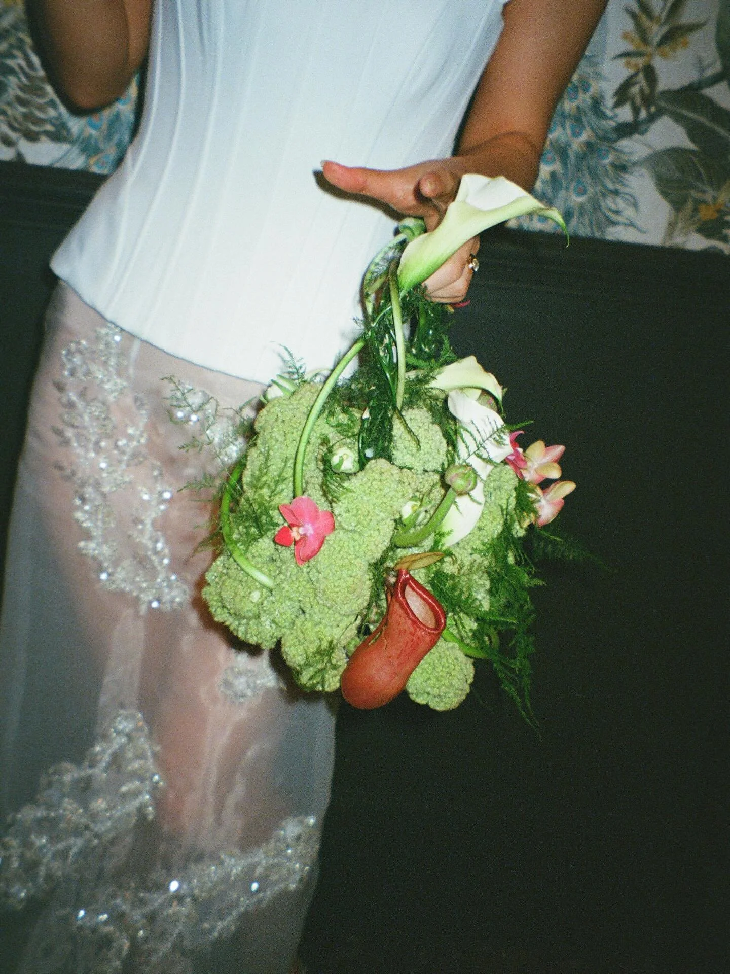 film snaps feat. the floral handbag of our dreams (!!!) courtesy of @ugly.bunch 💫