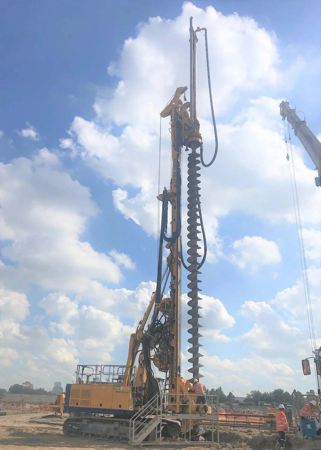 Piling Equipment – Bored Piling Rigs, CFA Rigs & Driven Pile Machinery ...
