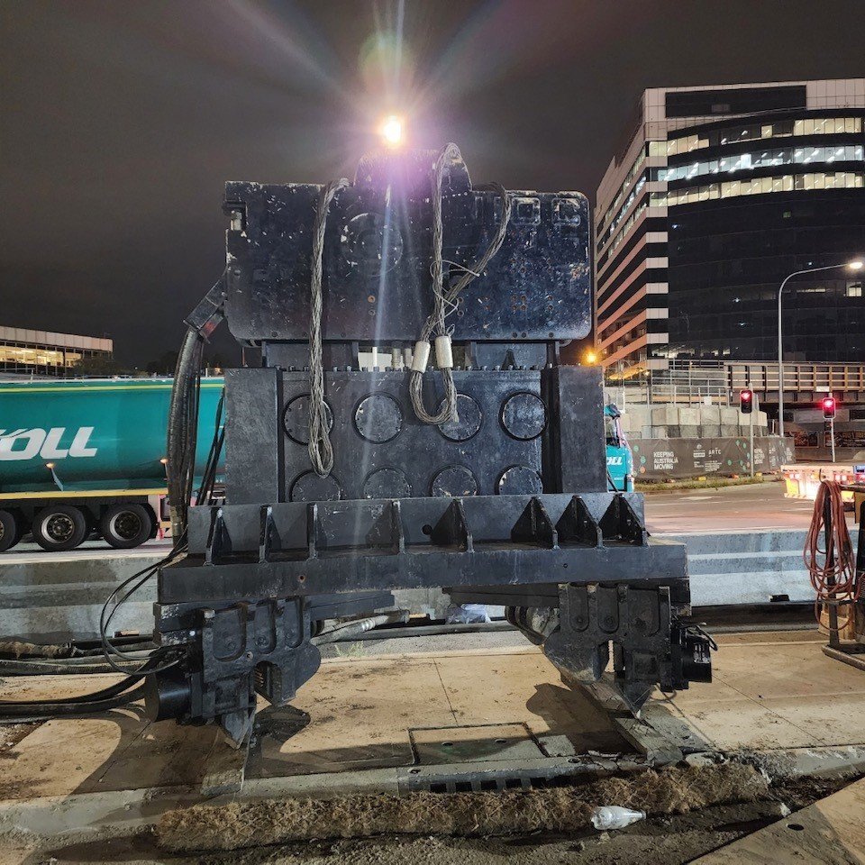 ICE 110 Vibro - A.jpg