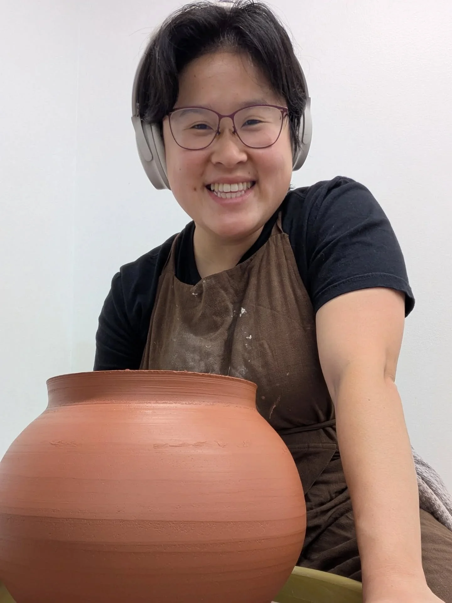 June has come and (nearly) gone and as it is the anniversary month of my pottery journey, I get to reflect on another year. 

Some of my favorites from this year: 
- Poncho's trinket jar
- having two of my jars exhibited in Small Favors and being fea