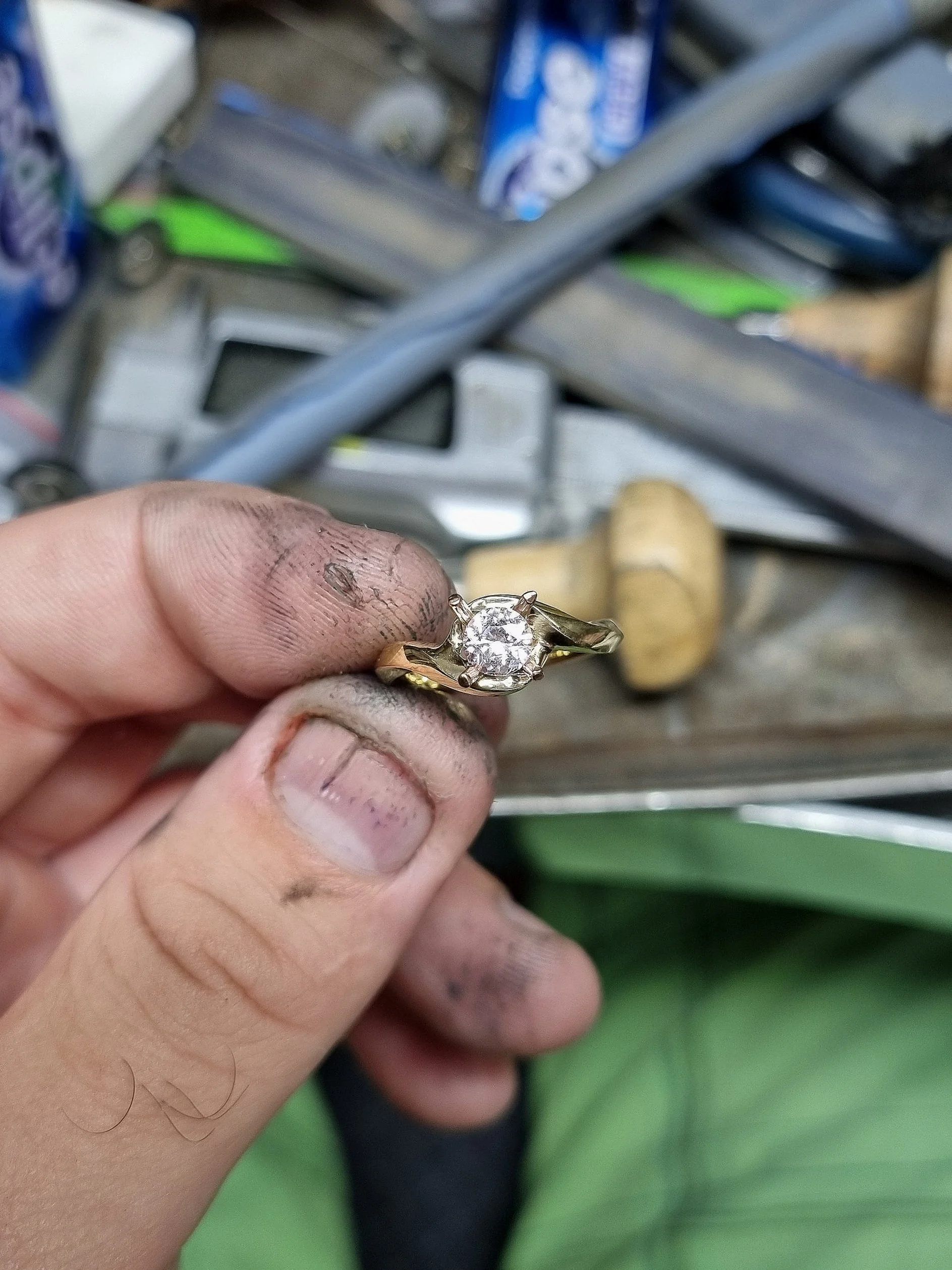engagement ring making process with 18ct gold and sapphire