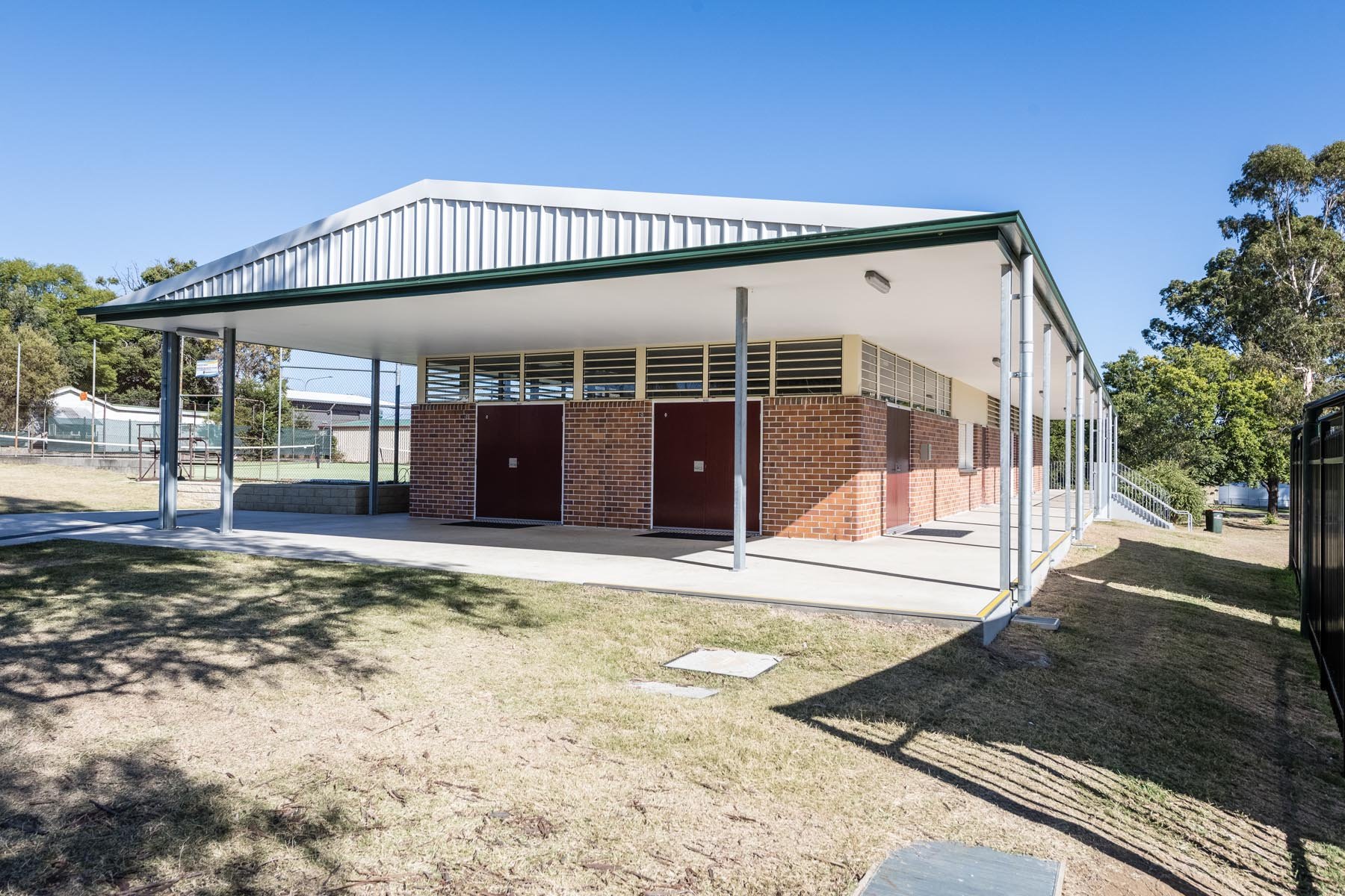 Warwick State High School Amenities Exterior