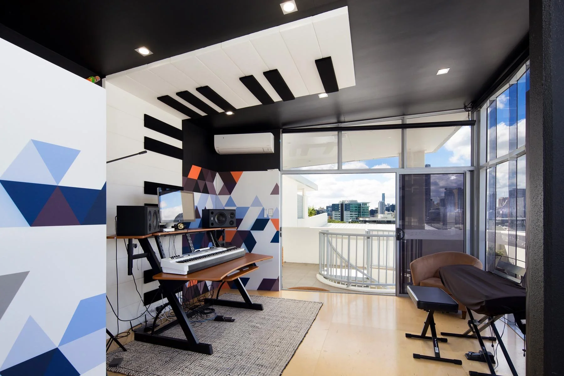 Milton Apartment - Music Studio (residential)