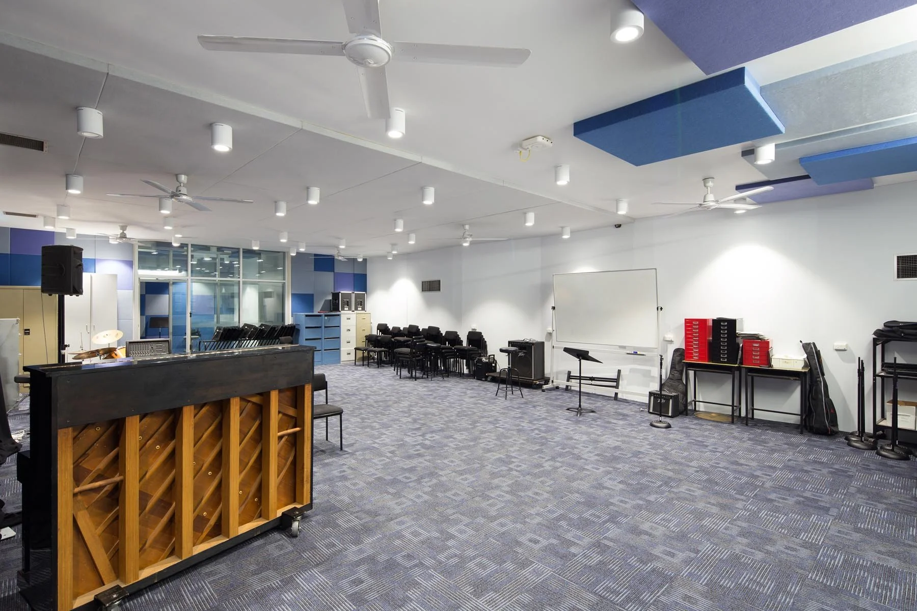 MacGregor State High School Music Practice Interior