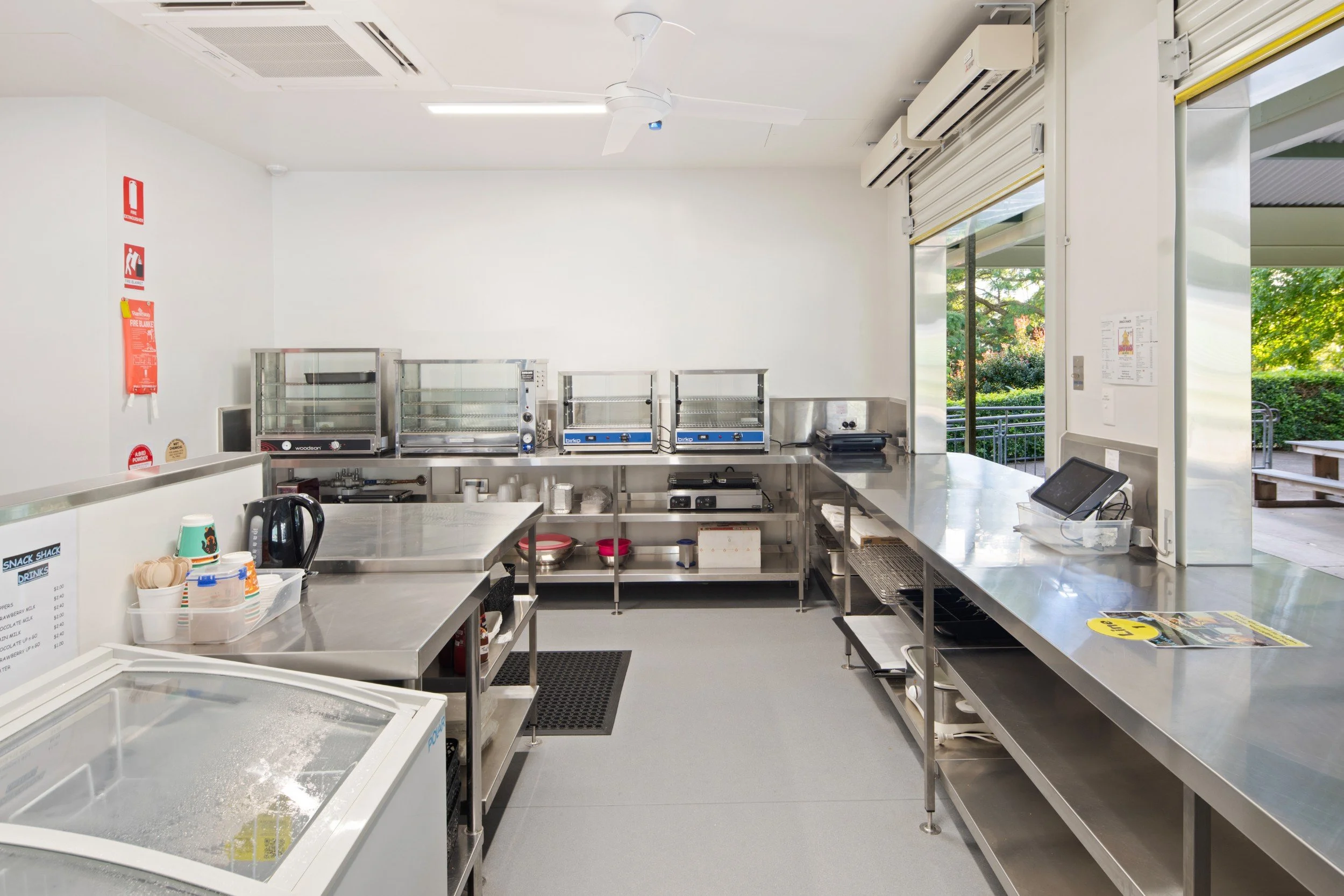LN-Architecture-Woombye-State-School-Servery-Interior-1.jpg