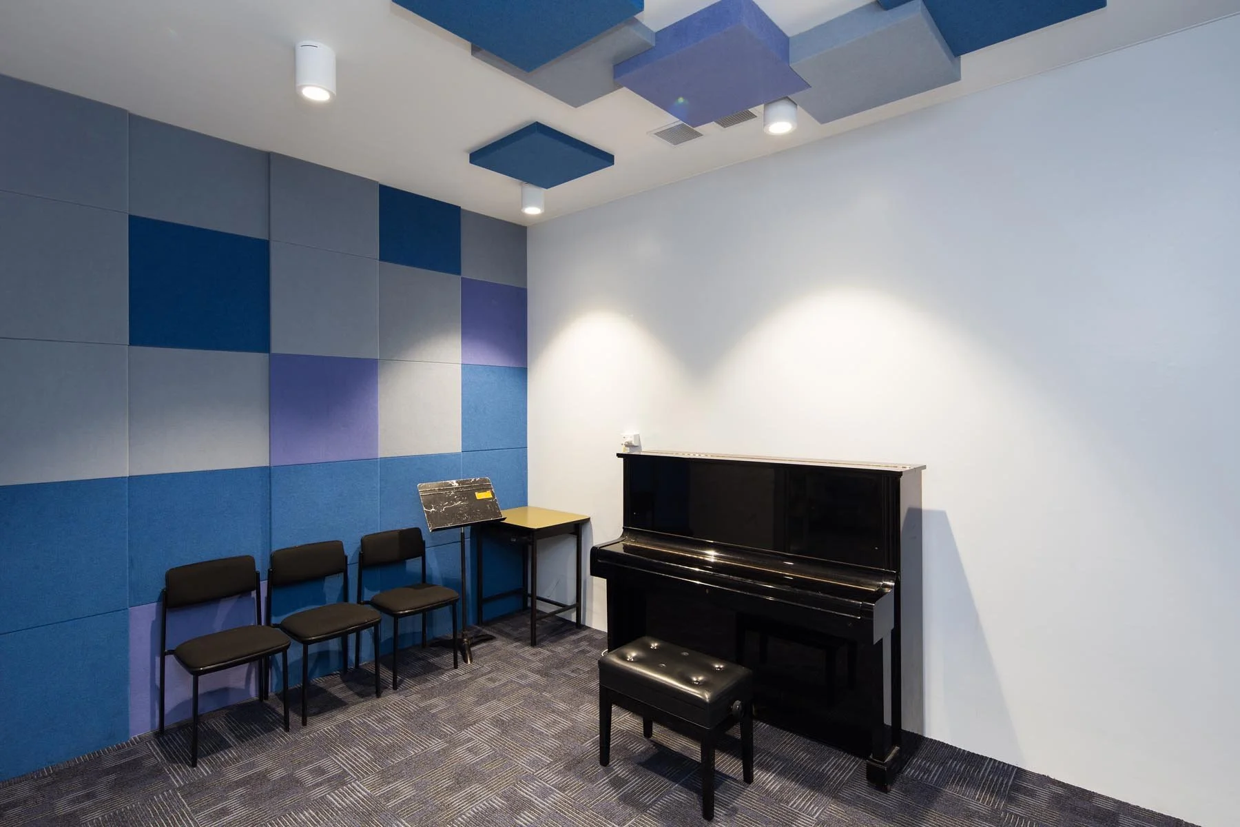 MacGregor State High School Music Practice Interior
