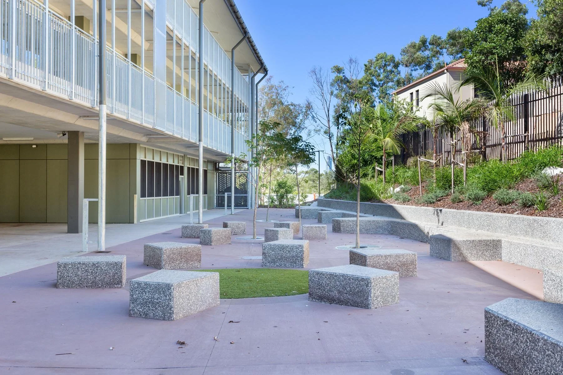 Benowa State High School Outdoor Seating
