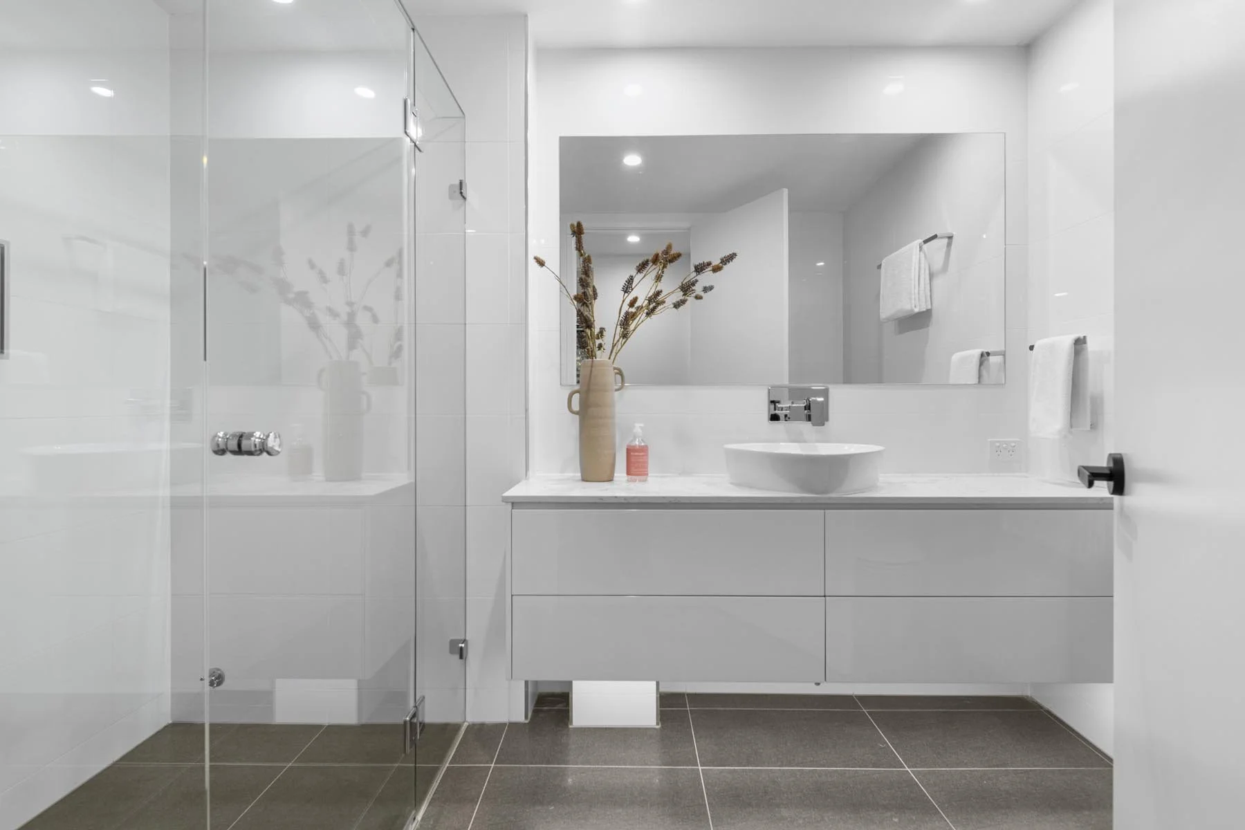 East Brisbane Apartment Bathroom Interior
