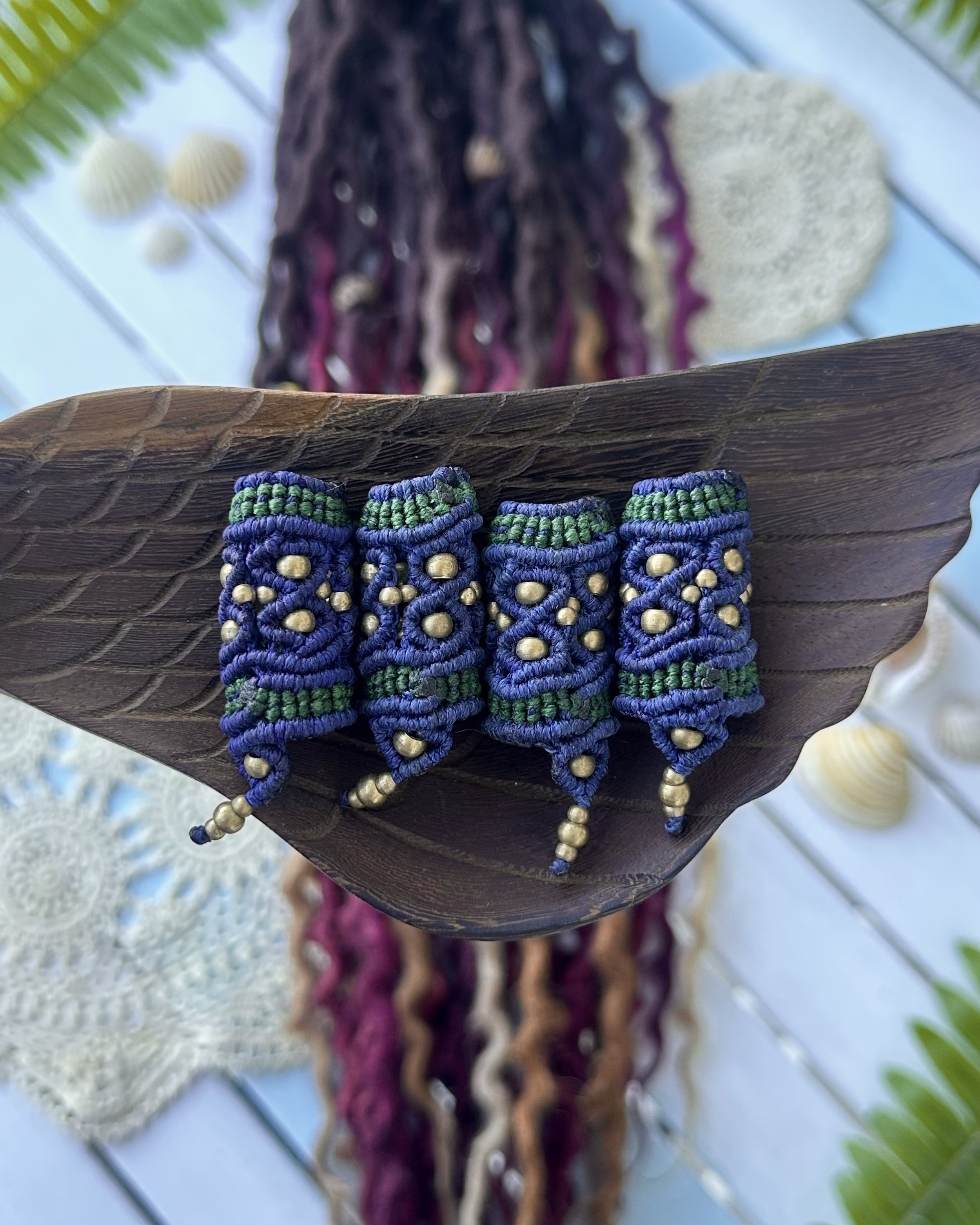 Macramé Beads (Blue + green)