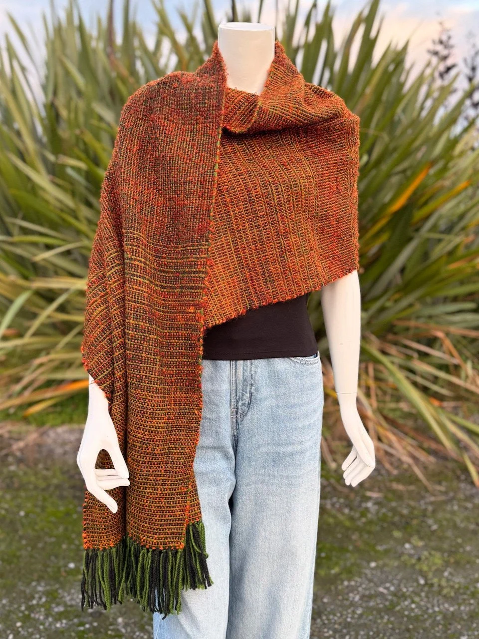 slow-woven-weaving-class-shoulder-wrap.jpg