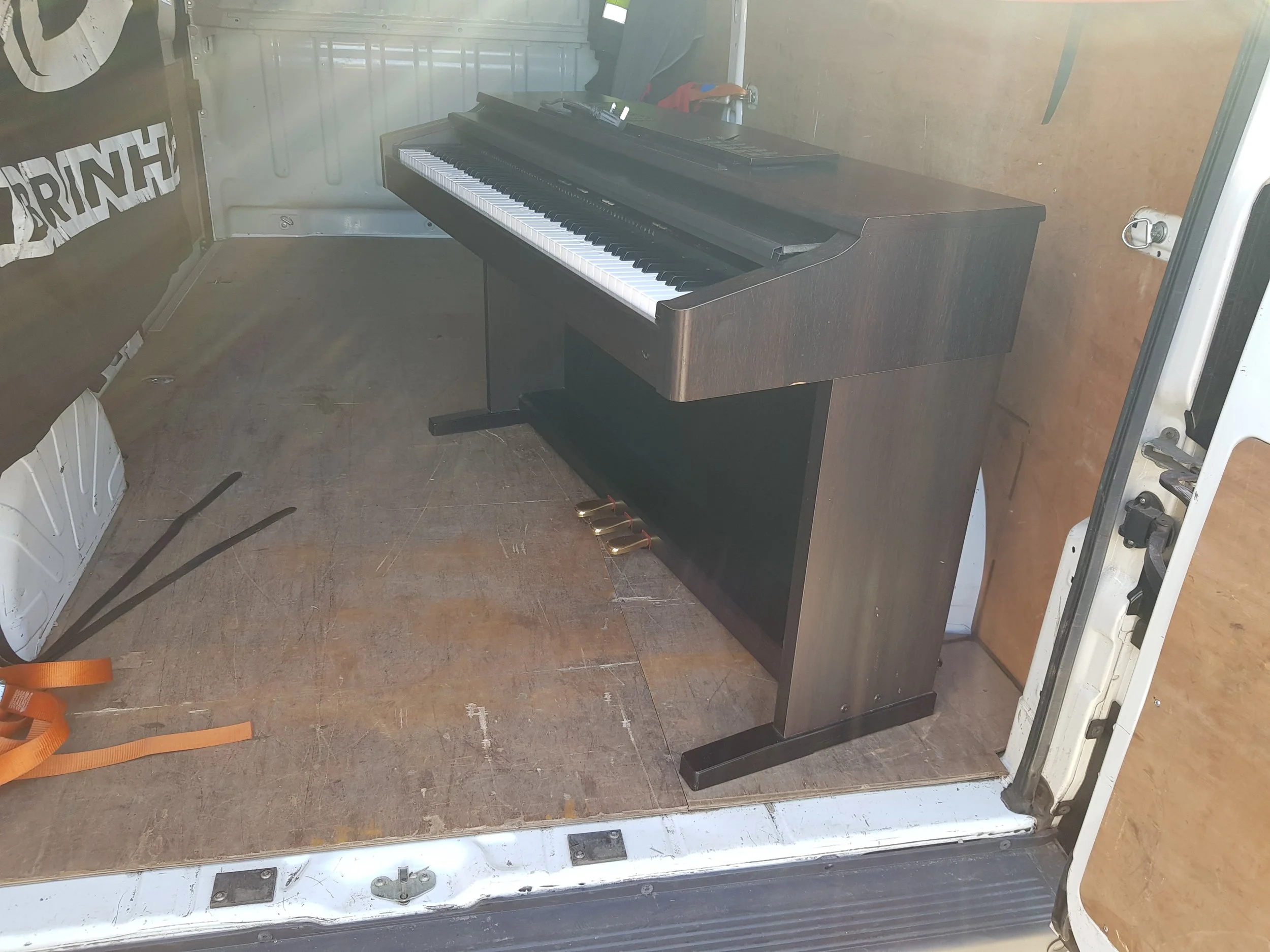 Piano Transport ALT TEXT