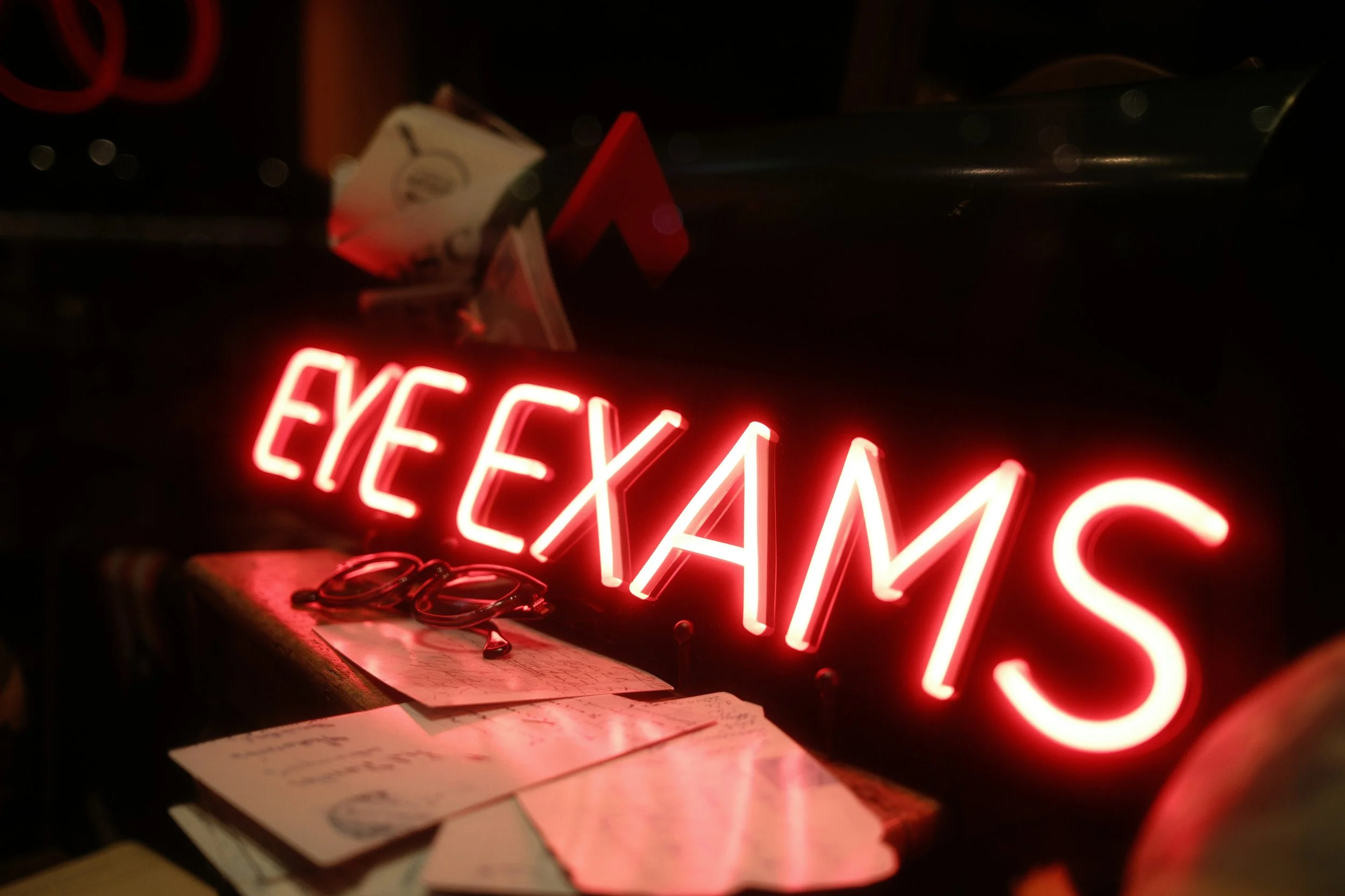 What Makes an Optometry Clinic Reputable? (And What to Look For in Toronto)