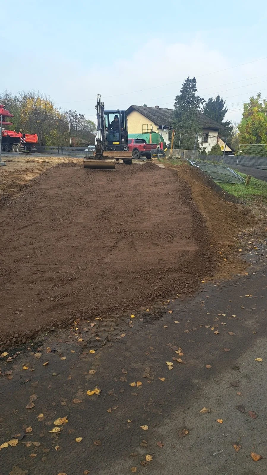 WhatsApp Image 2025-11-18 at 10.22.53.jpeg