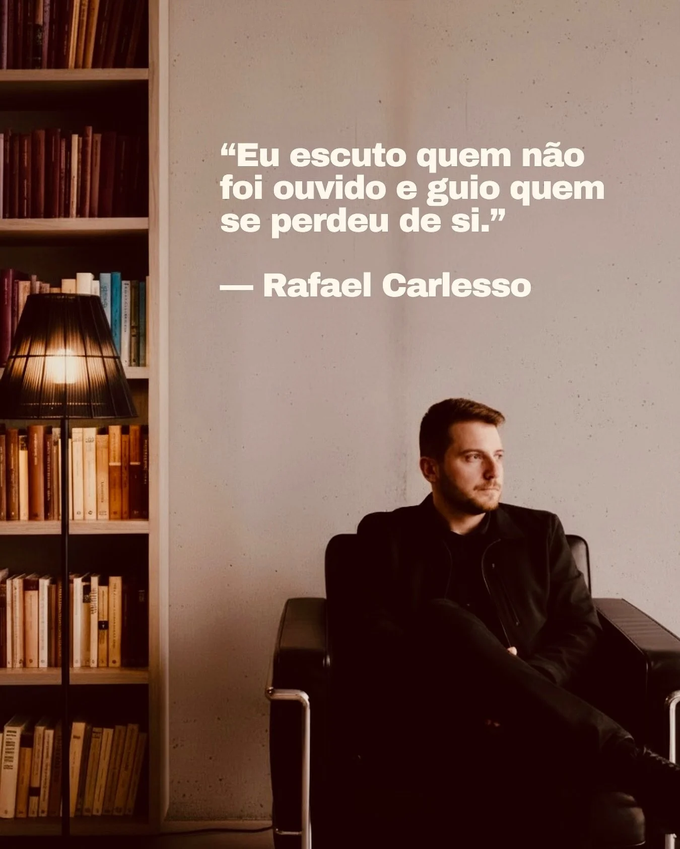 Eu escuto quem n&atilde;o foi ouvido e guio quem se perdeu de si, porque todo sil&ecirc;ncio guarda uma dor que precisa ser acolhida e todo desvio pode se transformar em caminho de volta.

💭 Eu sei disso porque tamb&eacute;m j&aacute; vivi assim: em