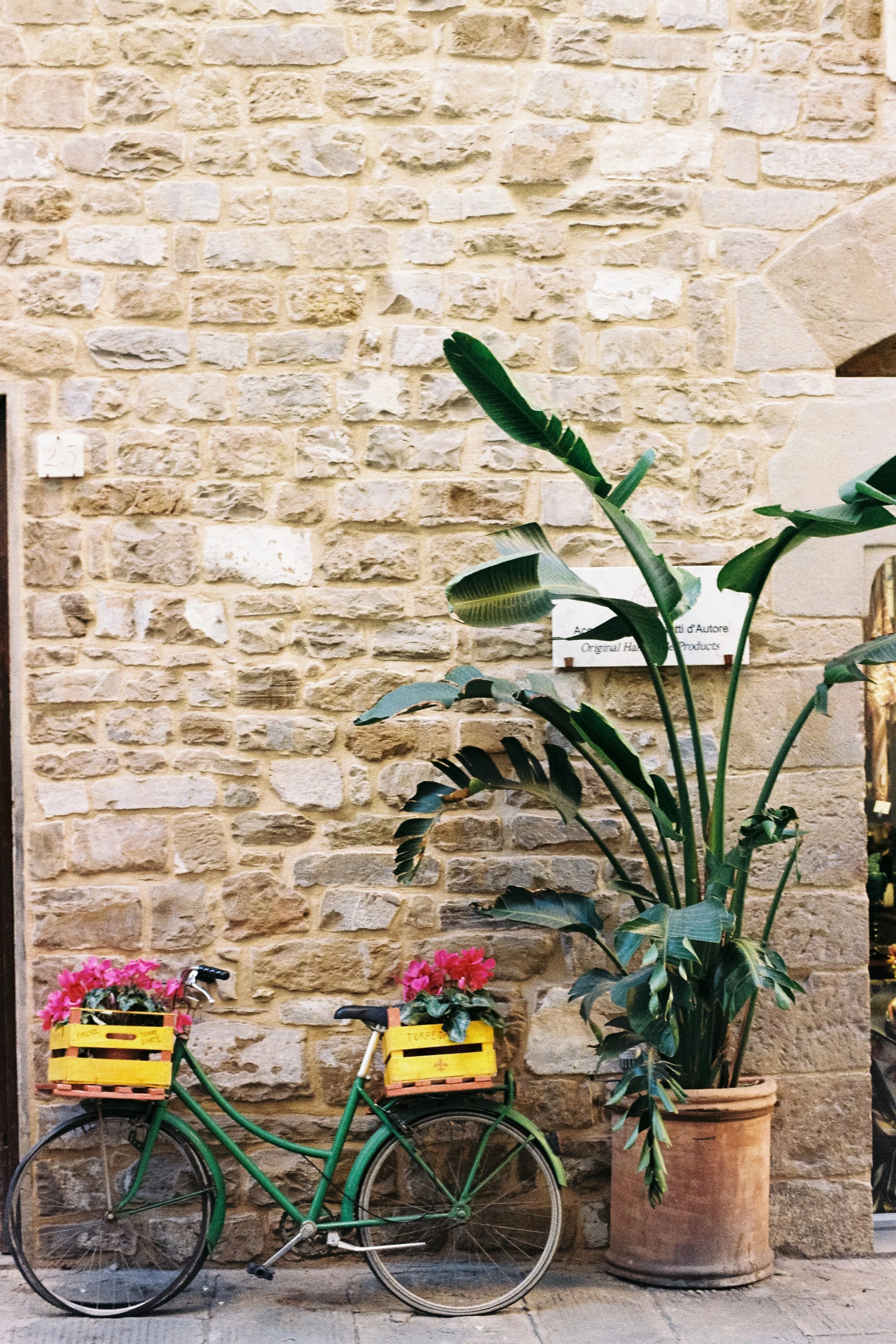 Choosing a Retreat Location That Feels Like a Character in the Story