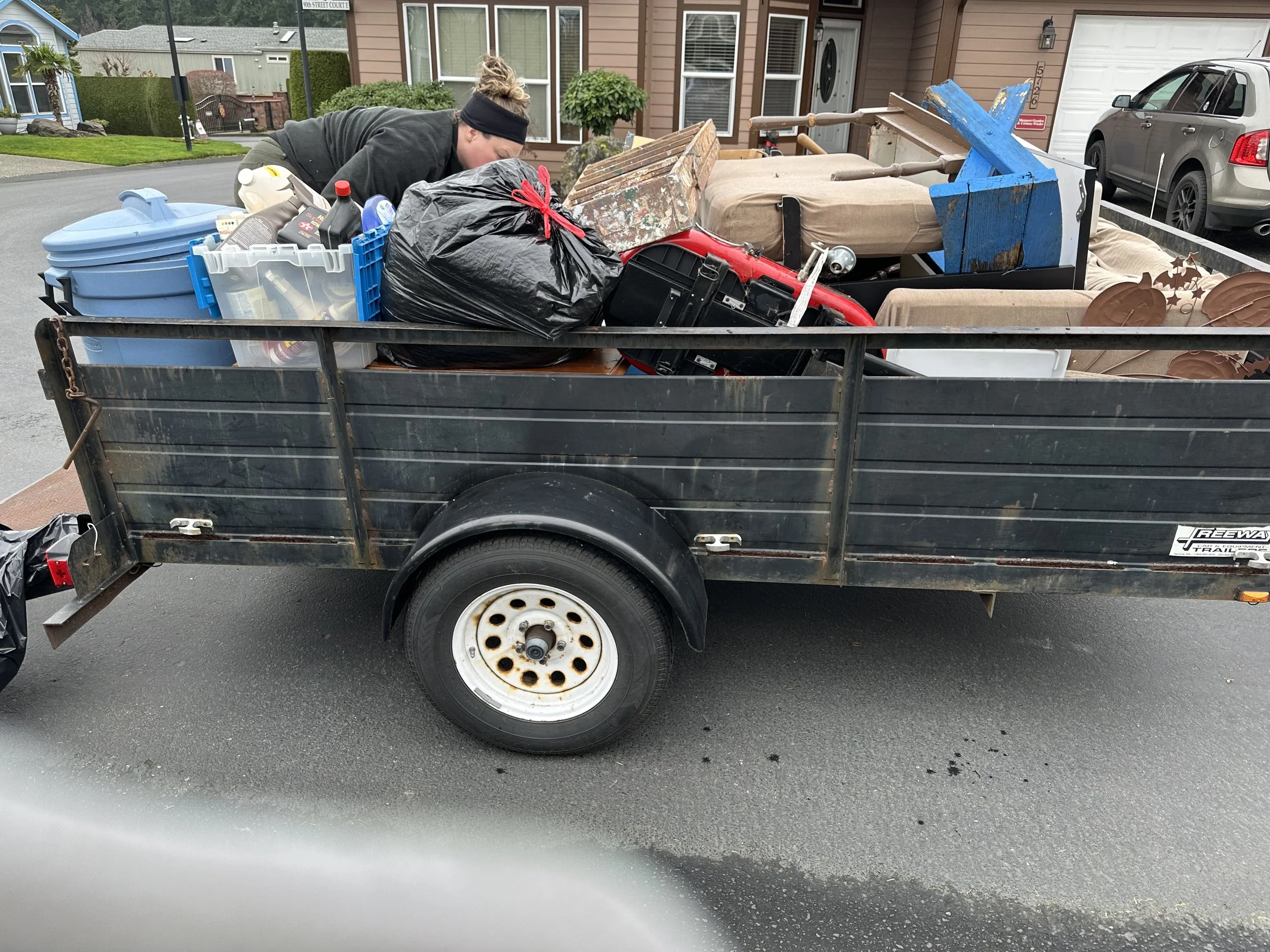 During — Trailer filling quickly with small household items.