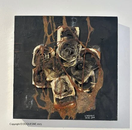 "Amalgame III" 
Collage et ficelage sur toile plastiques fondus
30 x 30 cm
Prix: 400 €