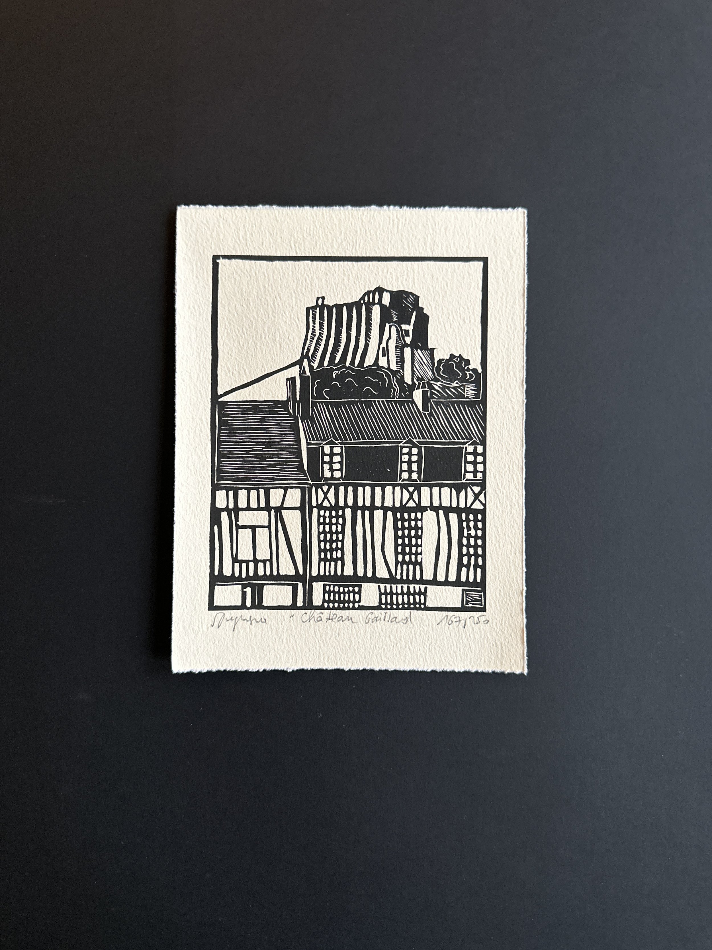 "Chateau Gaillard"
18,5 x 14 cm (72.83 x 5.51 inches)
Edition numérotée et signée, 250 exemplaires
Papier aquarelle 210 gr.
Prix : 20 €