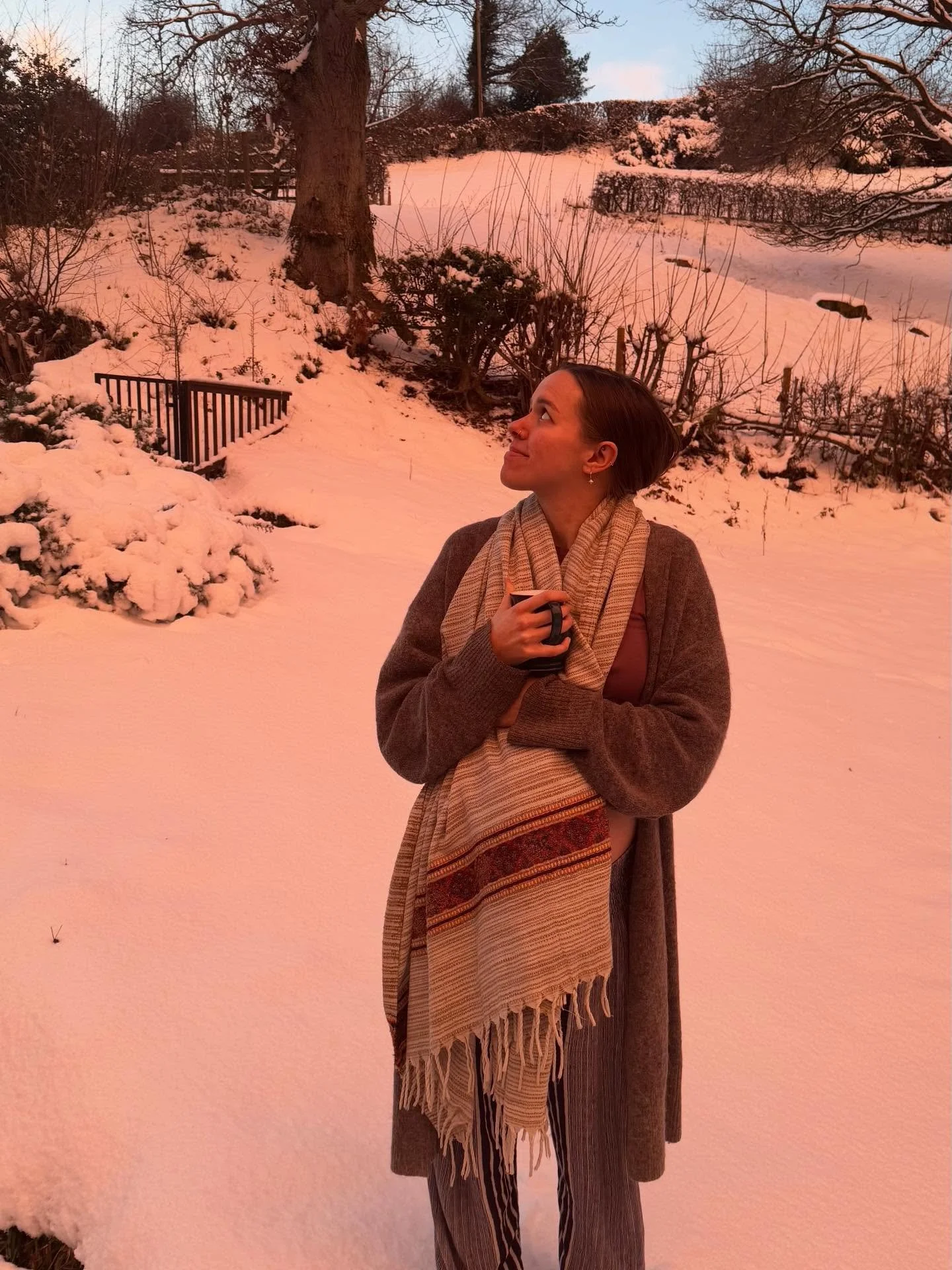 A simple life-update post I&rsquo;ve been meaning to share with you all (found 4 attempts at posting these photos in my drafts lol)

Some precious moments from the last month. It&rsquo;s been a delicate, beautiful time. I&rsquo;ve felt every emotion 