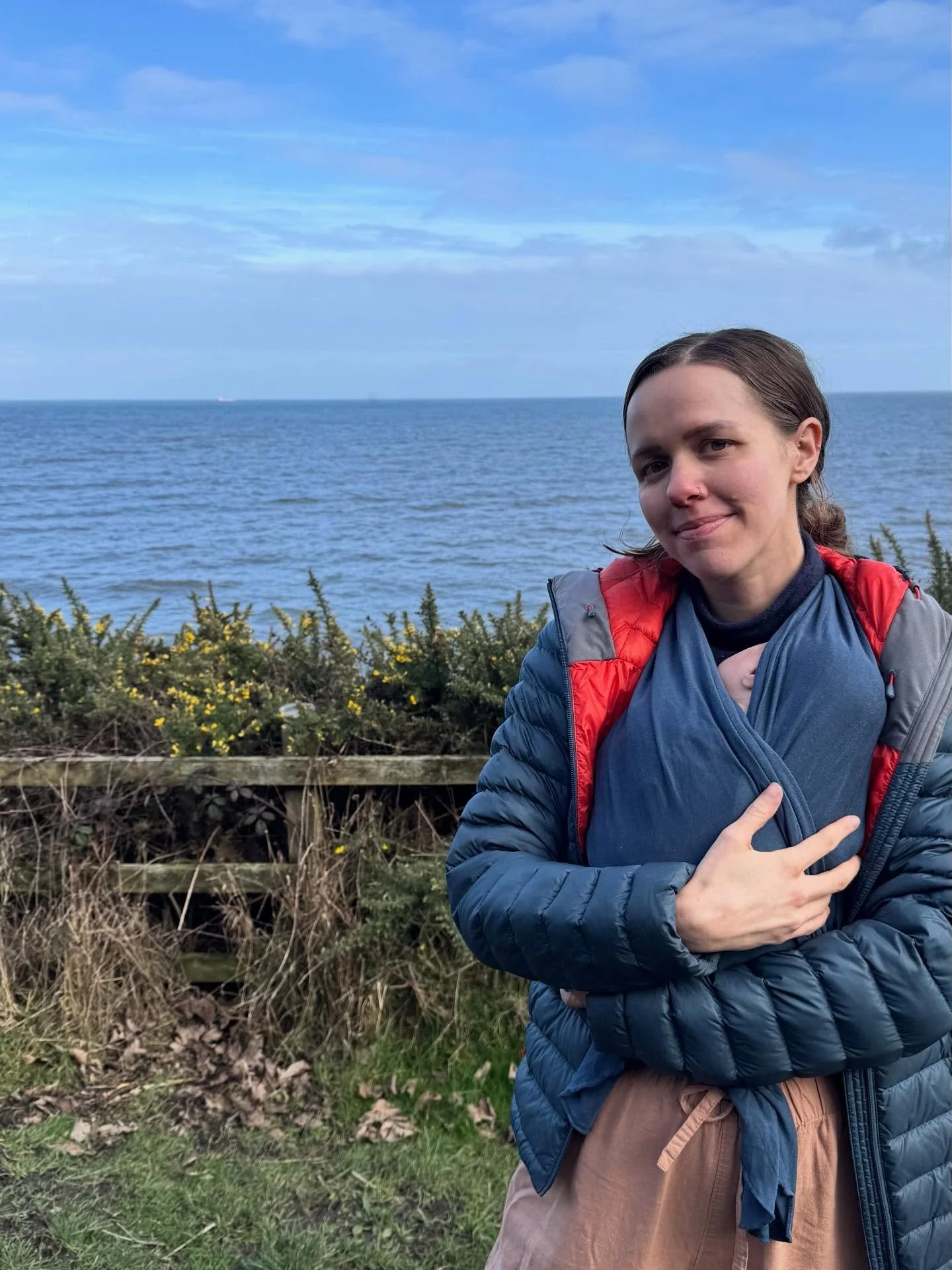 2/2/26 - our beautiful boy entered the world 💙

4 weeks of figuring out as we go. 

4 weeks of finding a new rhythm, but one that still feels familiar. 

4 weeks of stepping into new roles whilst remembering what came before. 

4 weeks of George fee