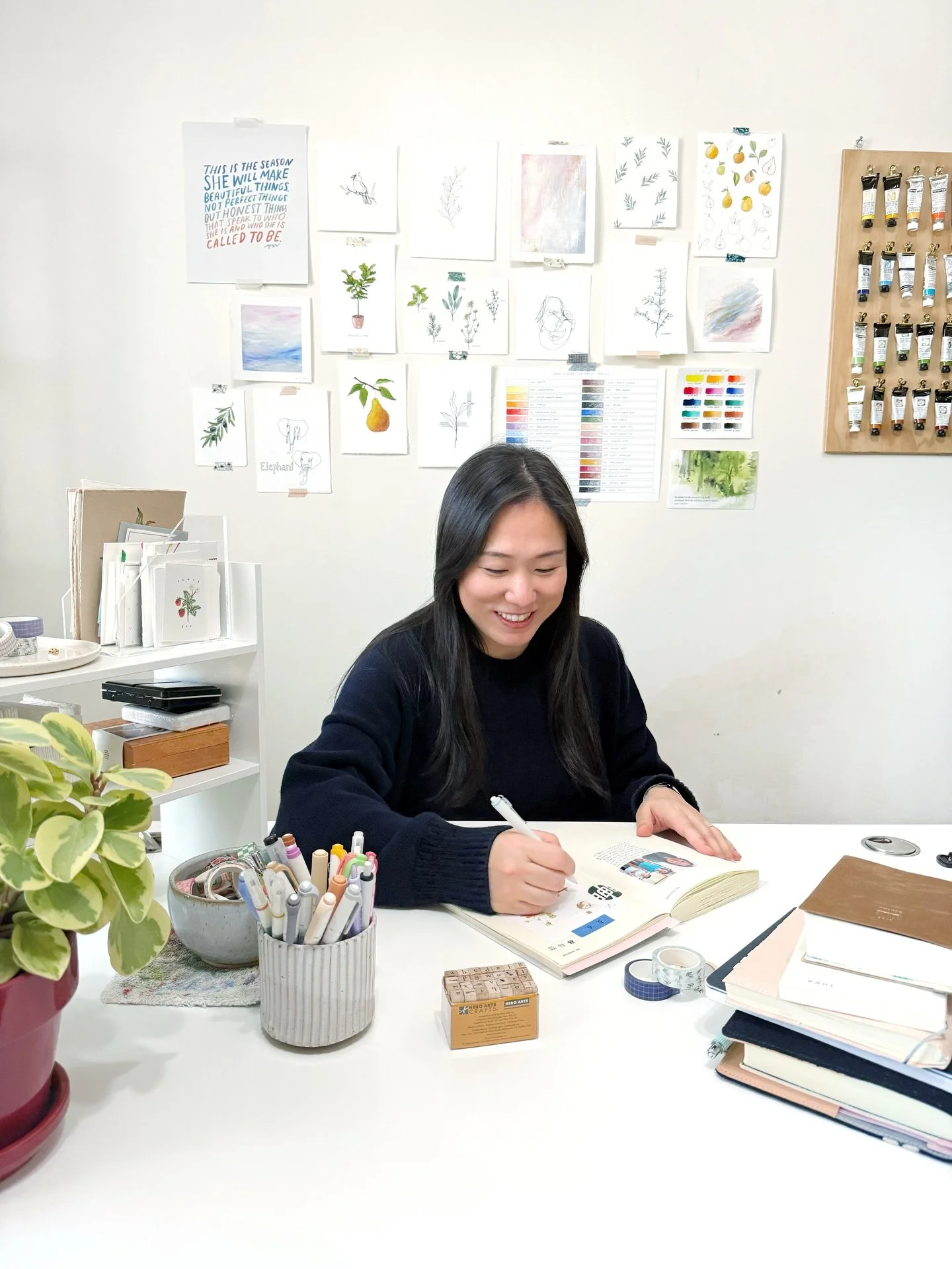 POV: when you hate getting your photos taken, but need a new profile picture and your sister and kids are in the background laughing at how awkward you are (I&rsquo;m trying so hard not to bust out laughing or crawl into a hole) 😬

We did get some g