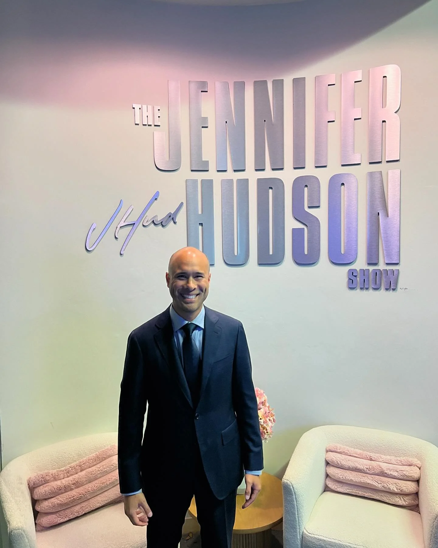 Thank you Jennifer Hudson for hosting me on your show!  You gave all of the animal rescue volunteers a voice.  You and your whole production staff are amazing caring individuals. The show airs today!
