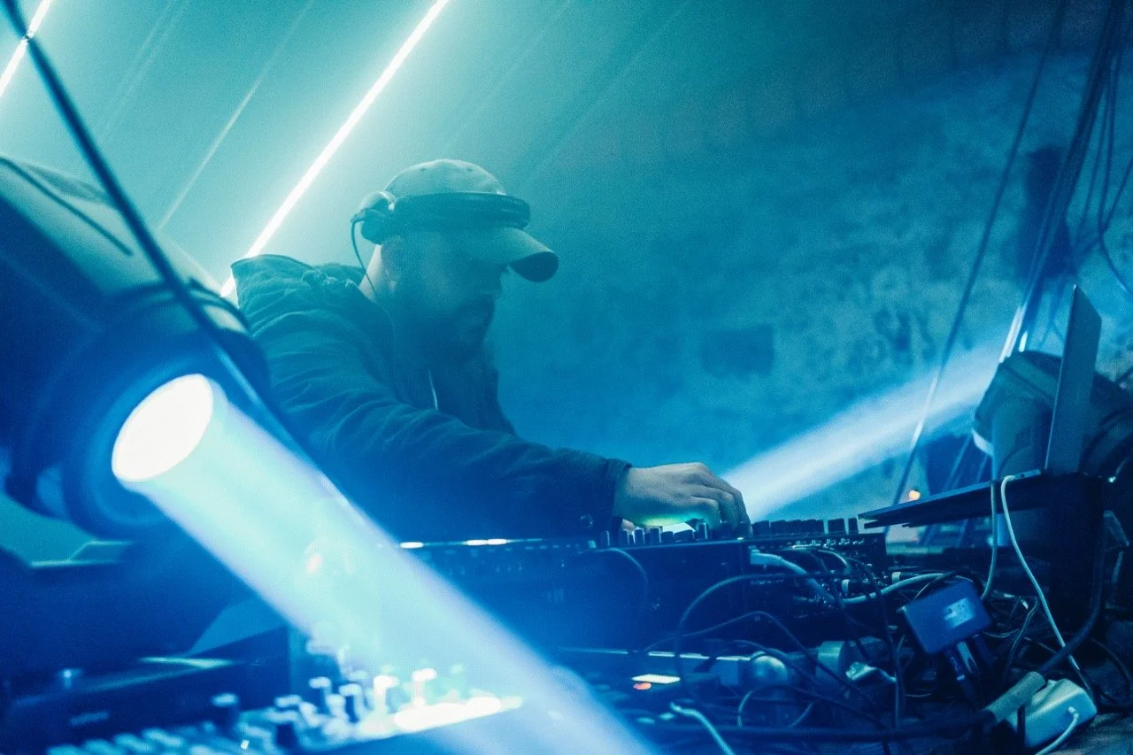 Groß (Phil Anthony-12).jpeg