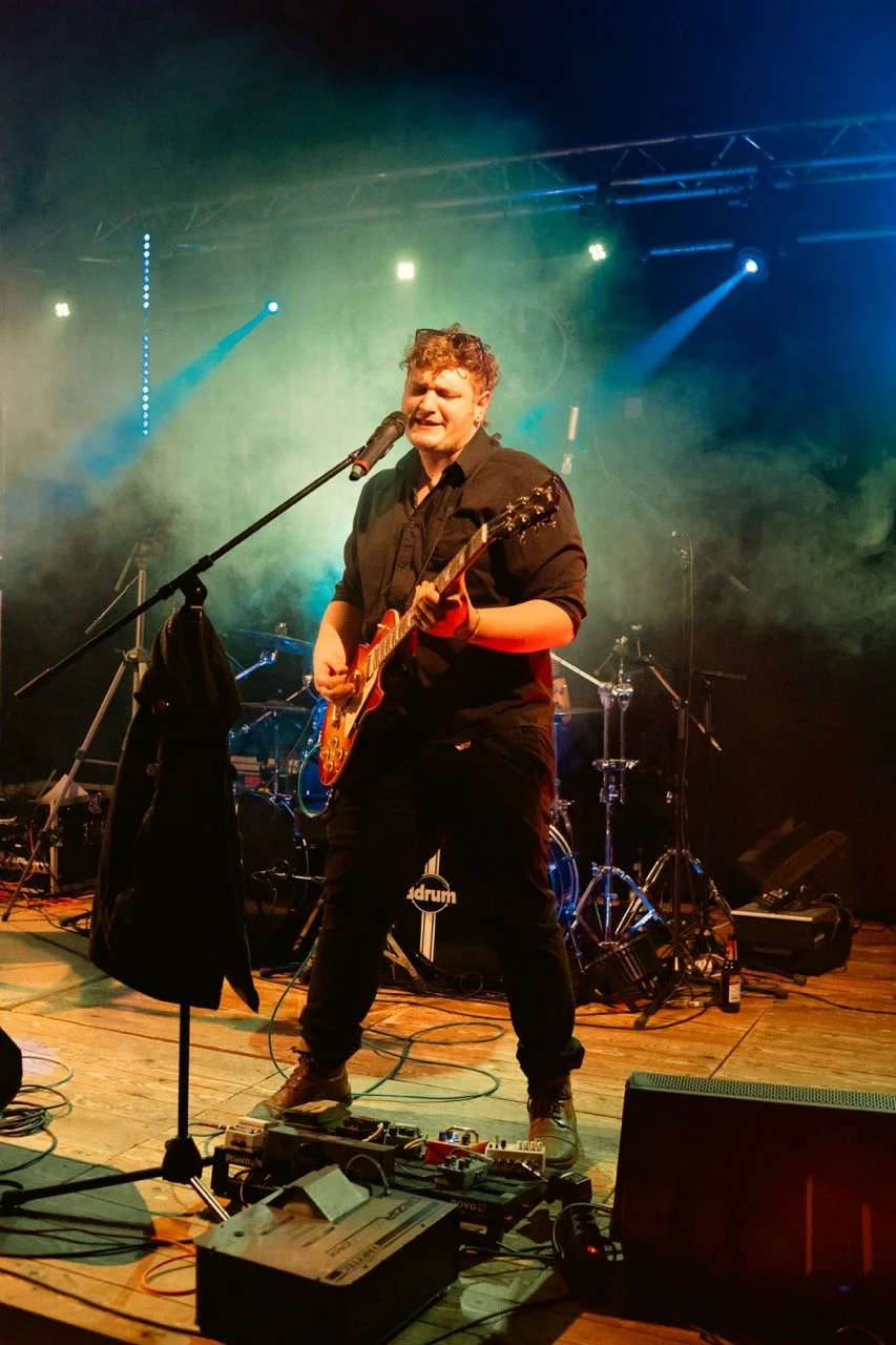 Groß (OhmKrach22).jpeg