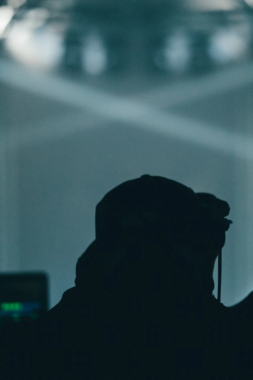 Groß (Phil Anthony-3).jpeg